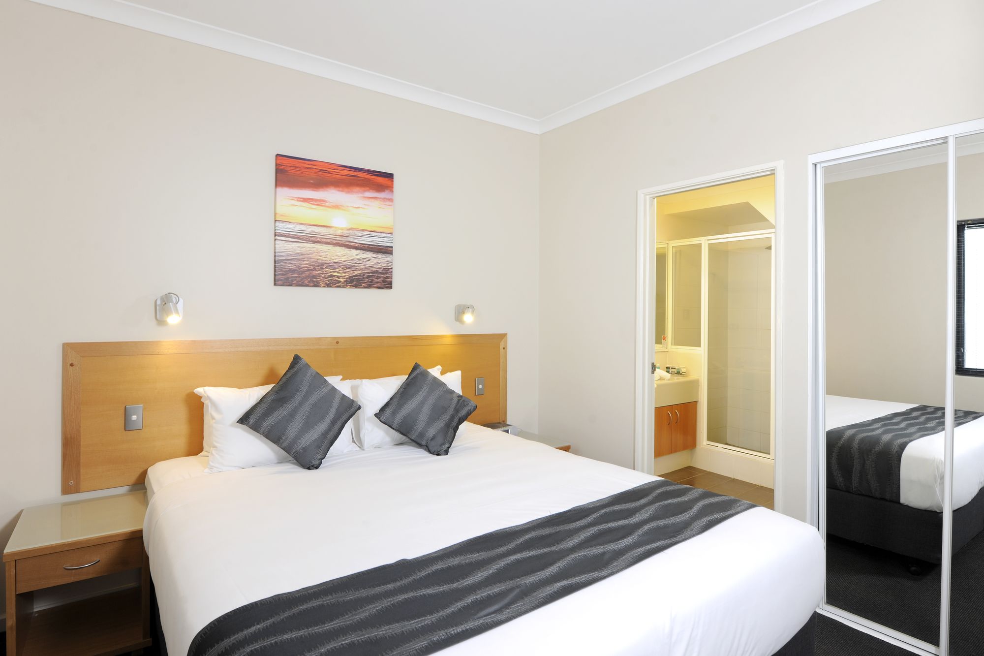 Assured Ascot Quays Apartment