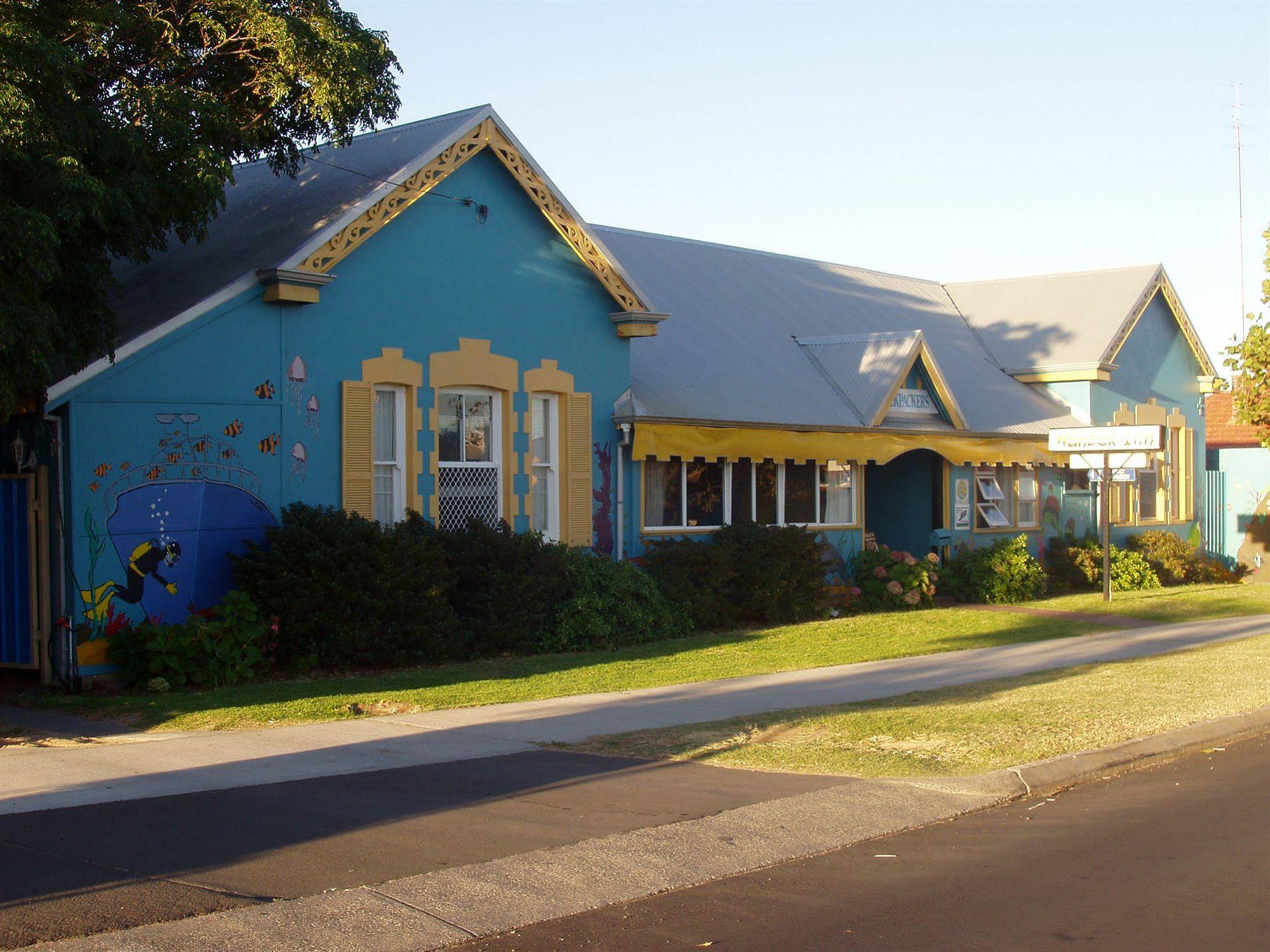 Wander Inn – Bunbury Backpackers