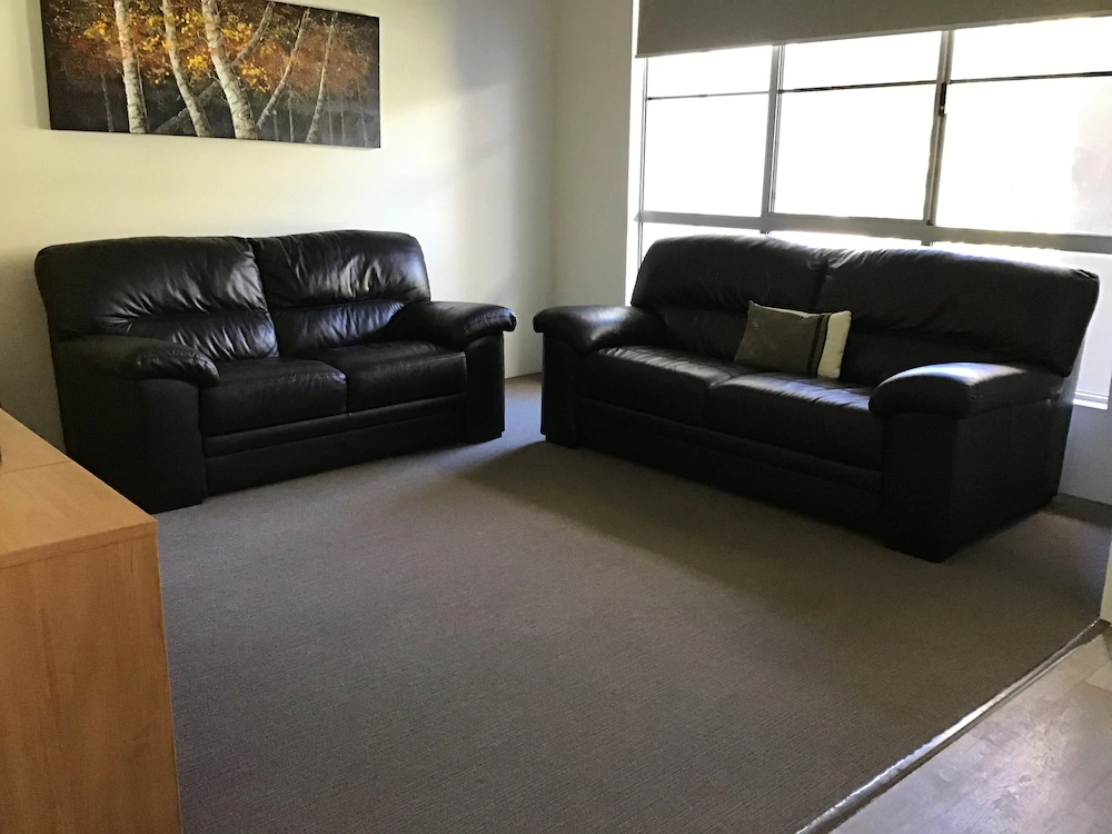 Beachwood House-Broadwater