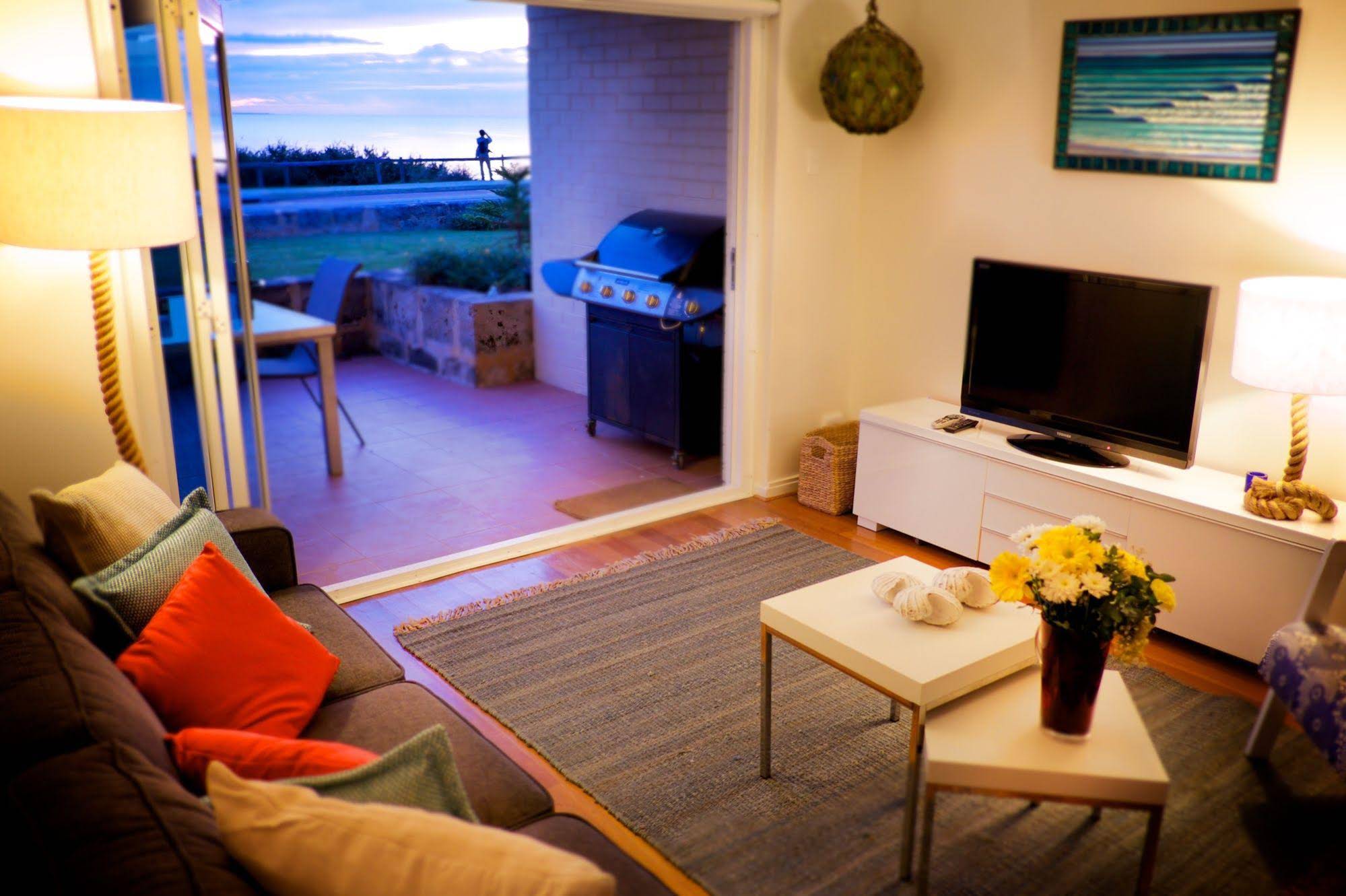 Cottesloe Sakura Blue Apartment