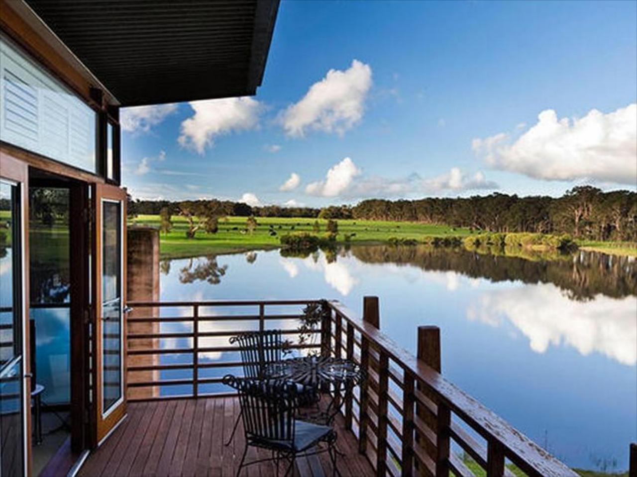 Bettenay Wines & Margaret River Nougat Company