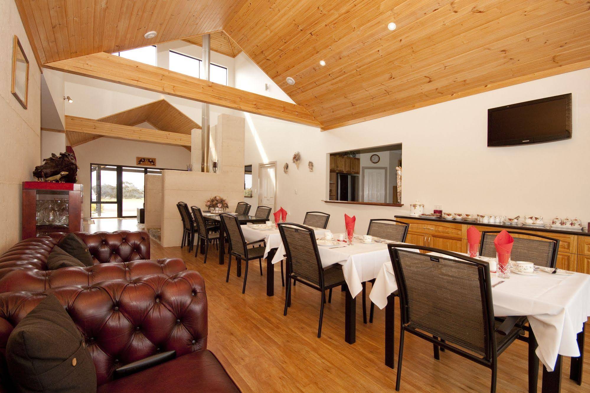 Sensational Heights Bed and Breakfast