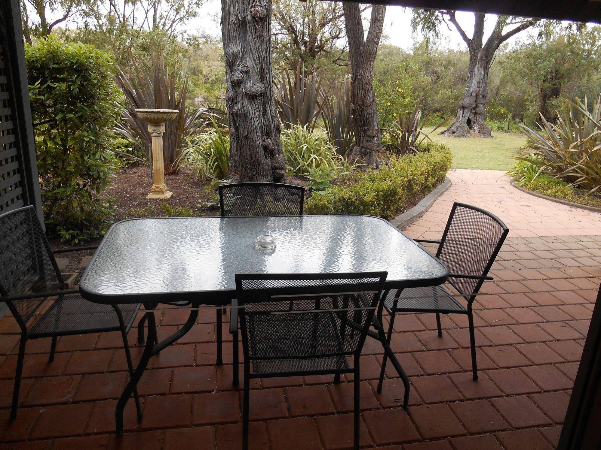 Bayshore Beachside Resort