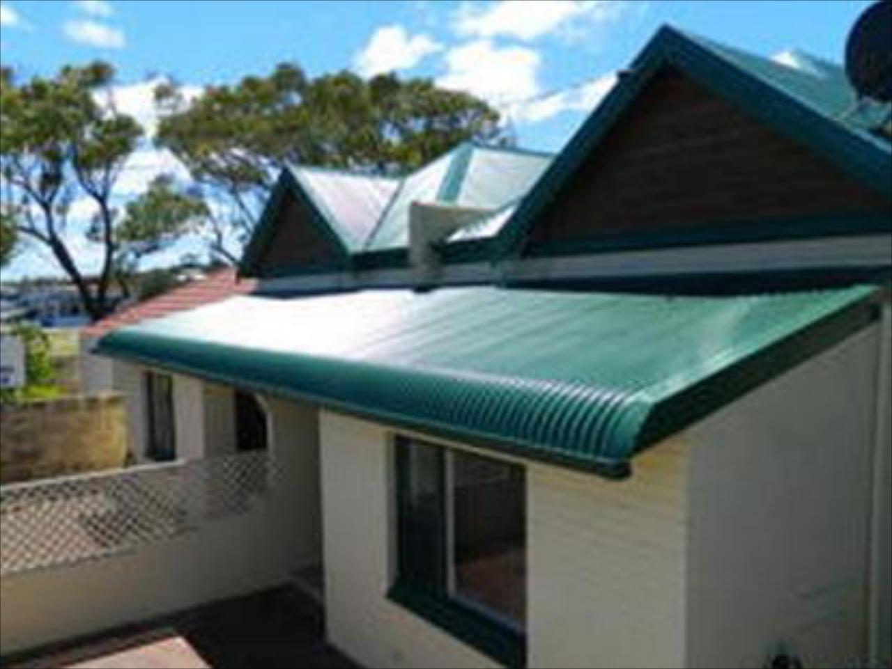 Champion Bay Apartments