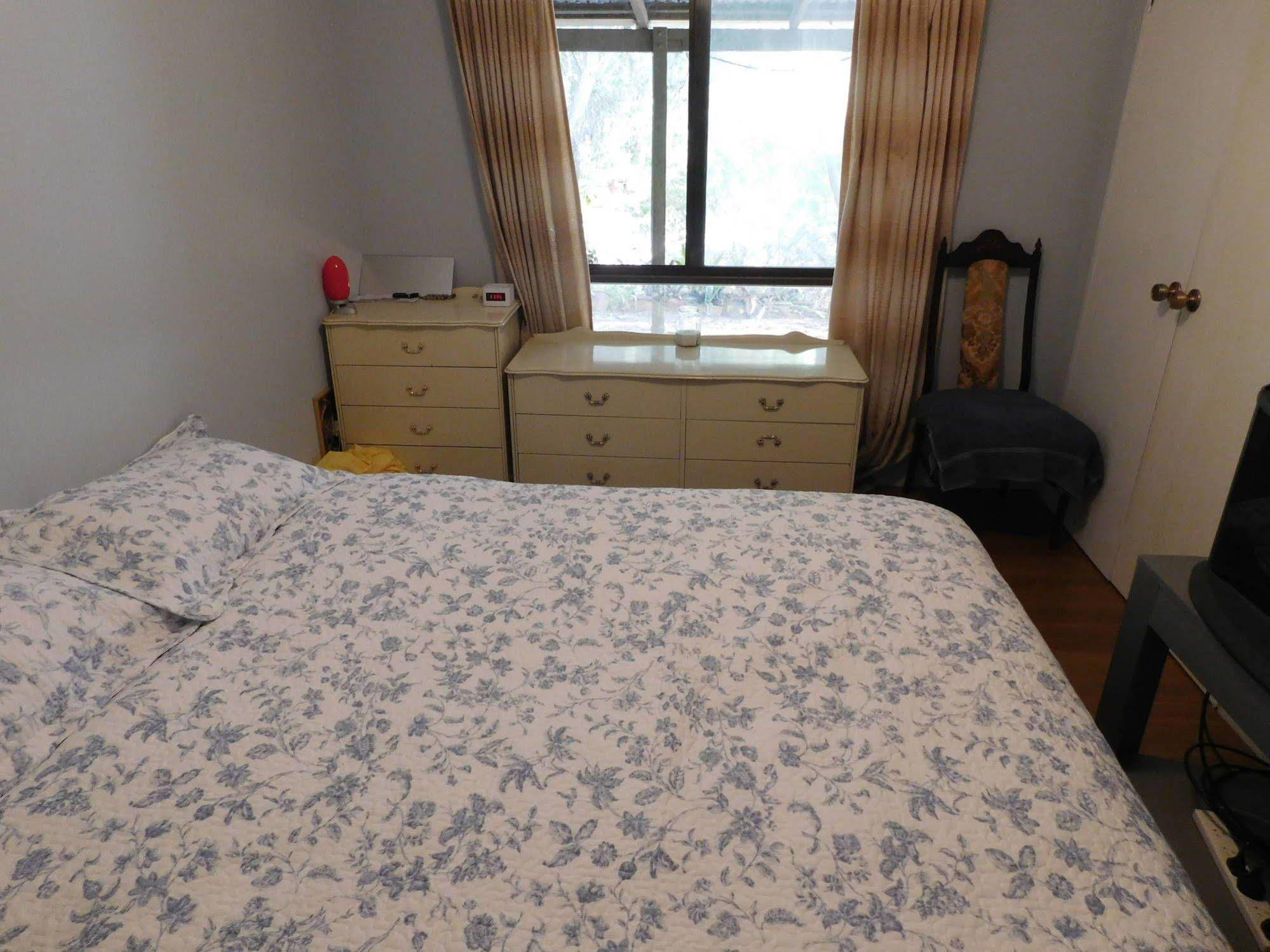 Armadale Farmstay Bed & Breakfast