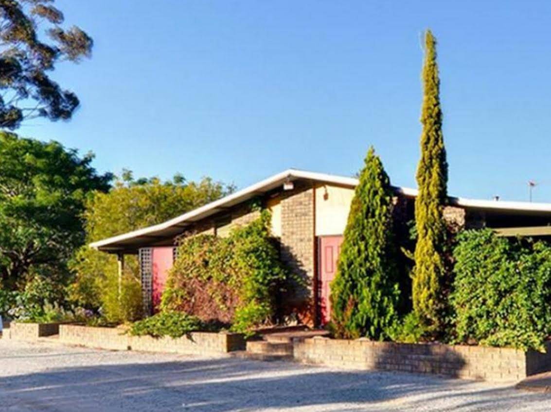 Armadale Farmstay Bed & Breakfast