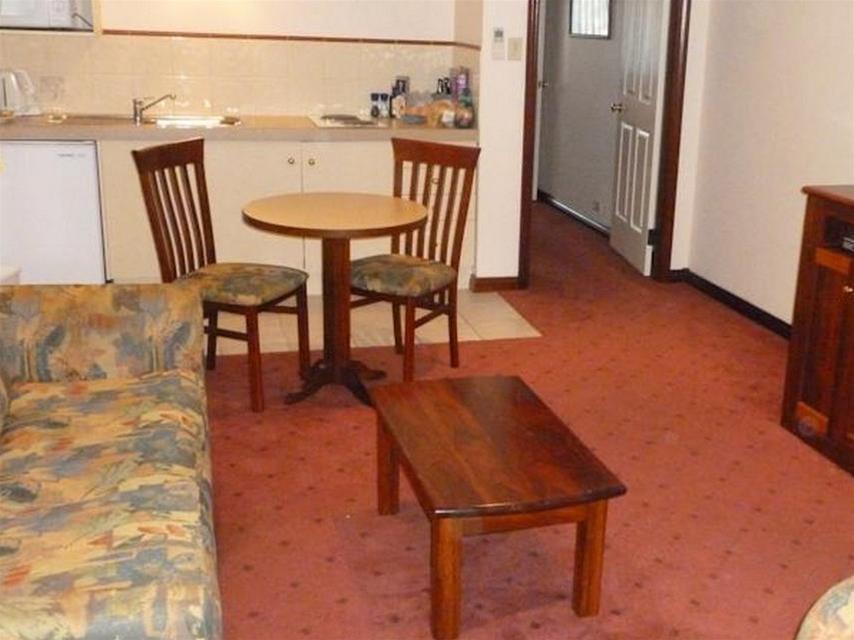 Adamsons Riverside Accommodation