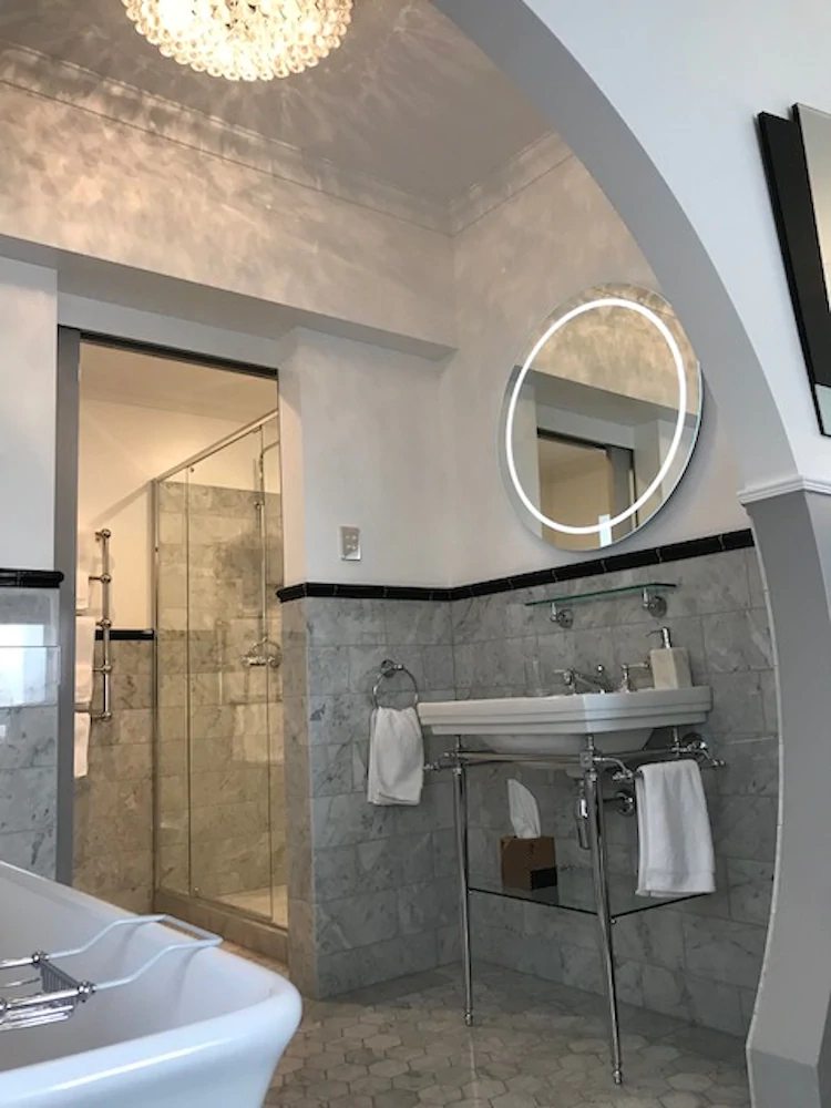 Margaret River Antiques & Studio Guest Suites