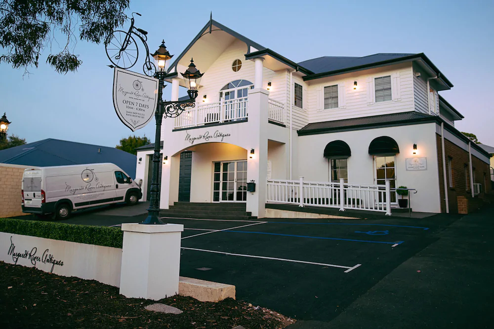 Margaret River Antiques & Studio Guest Suites