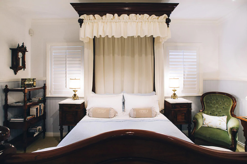 Margaret River Antiques & Studio Guest Suites