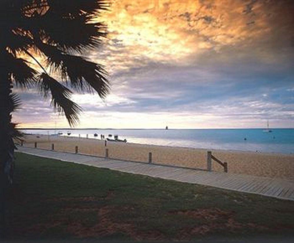 RAC Monkey Mia Dolphin Resort