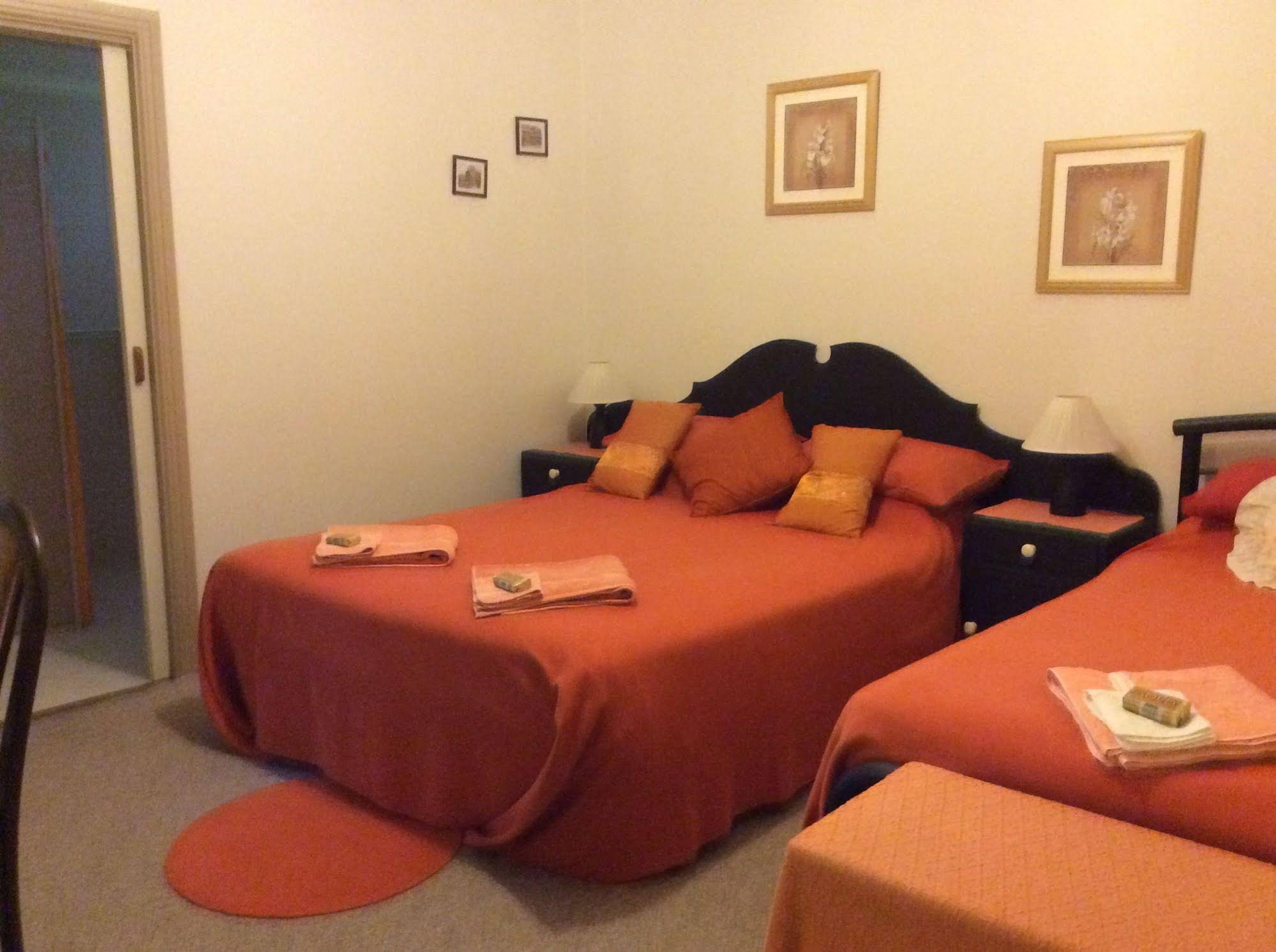 Enderslie House Bed & Breakfast & Farmstay