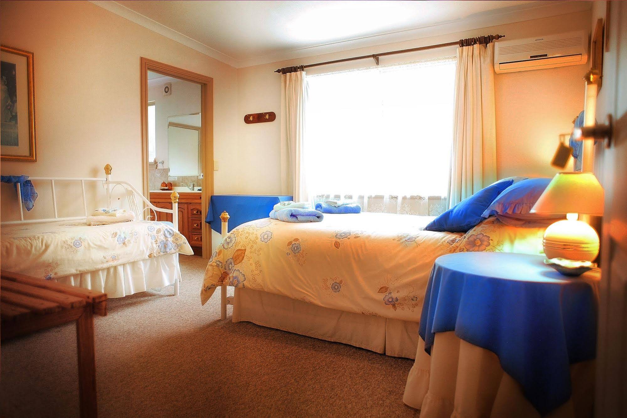 Enderslie House Bed & Breakfast & Farmstay