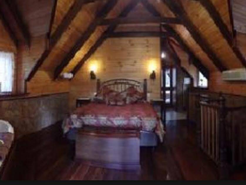 Beedelup House Cottages