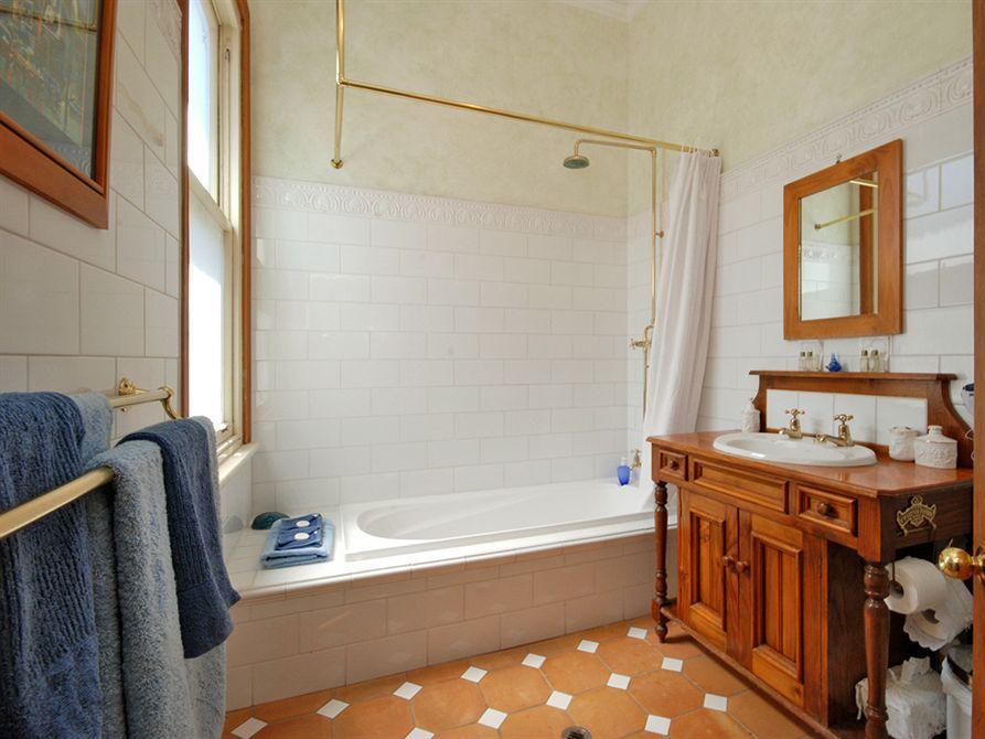 Above Bored Bed & Breakfast