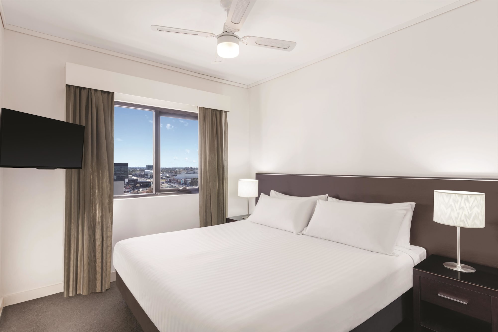 Adina Apartment Hotel Perth Barrack Plaza