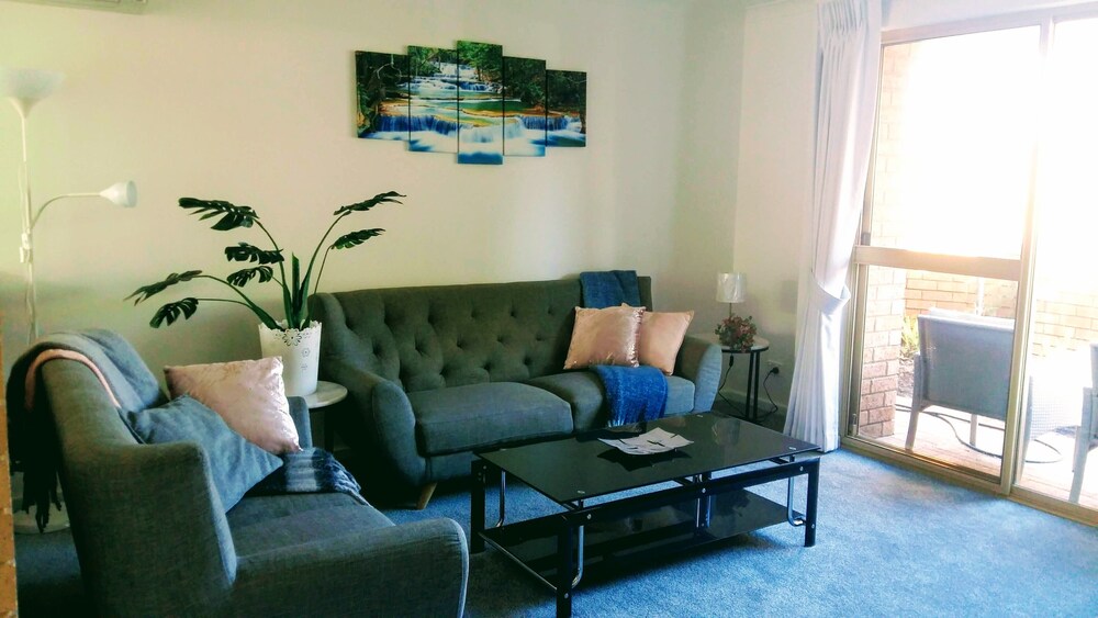 Camelias Boutique Cottage In Dianella