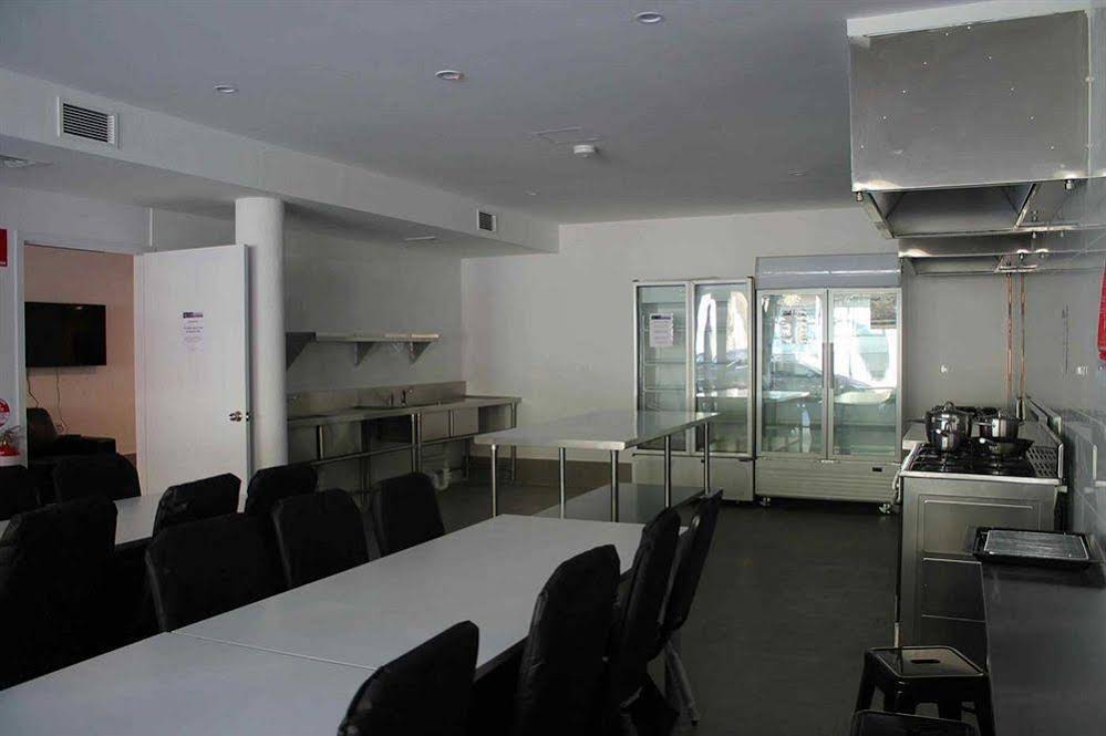 City Perth Backpackers Hostel