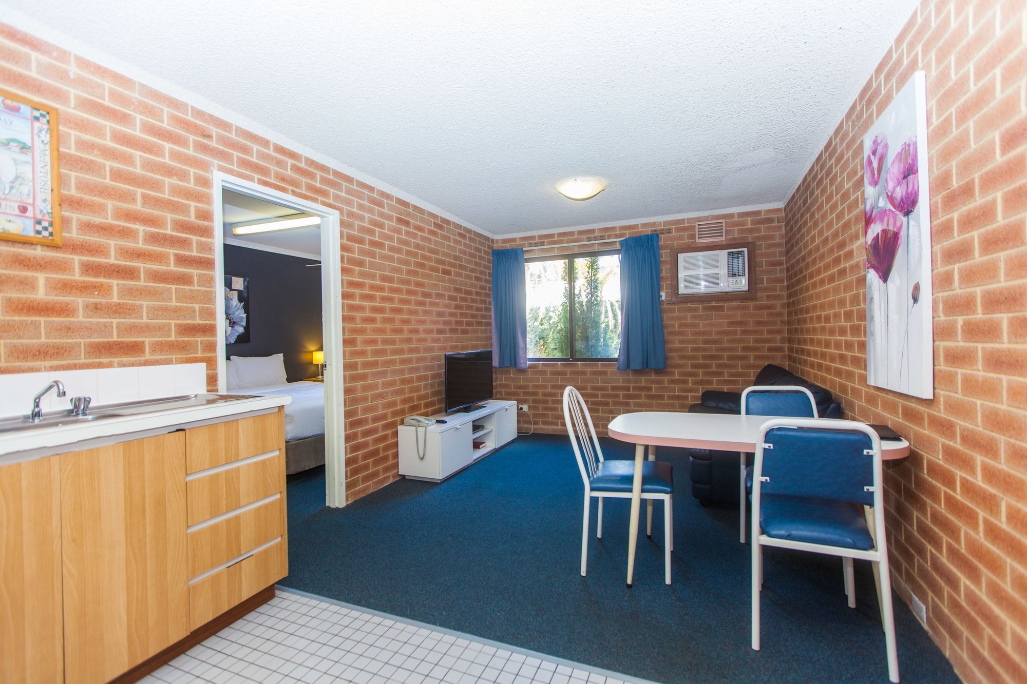Perth City Apartment Hotel