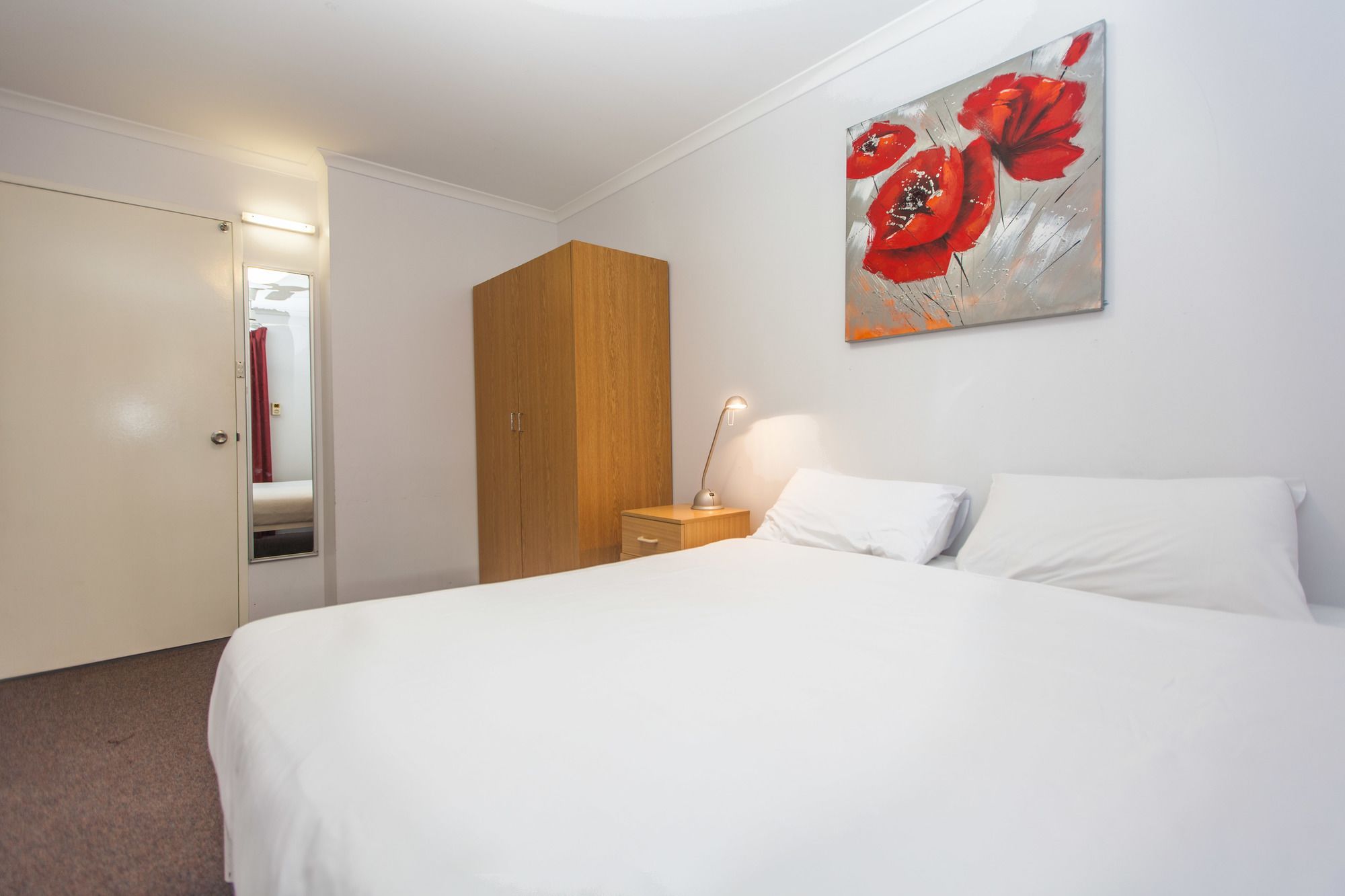 Perth City Apartment Hotel