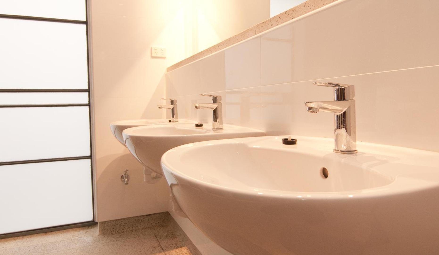 Kangaroo Inn - Hostel