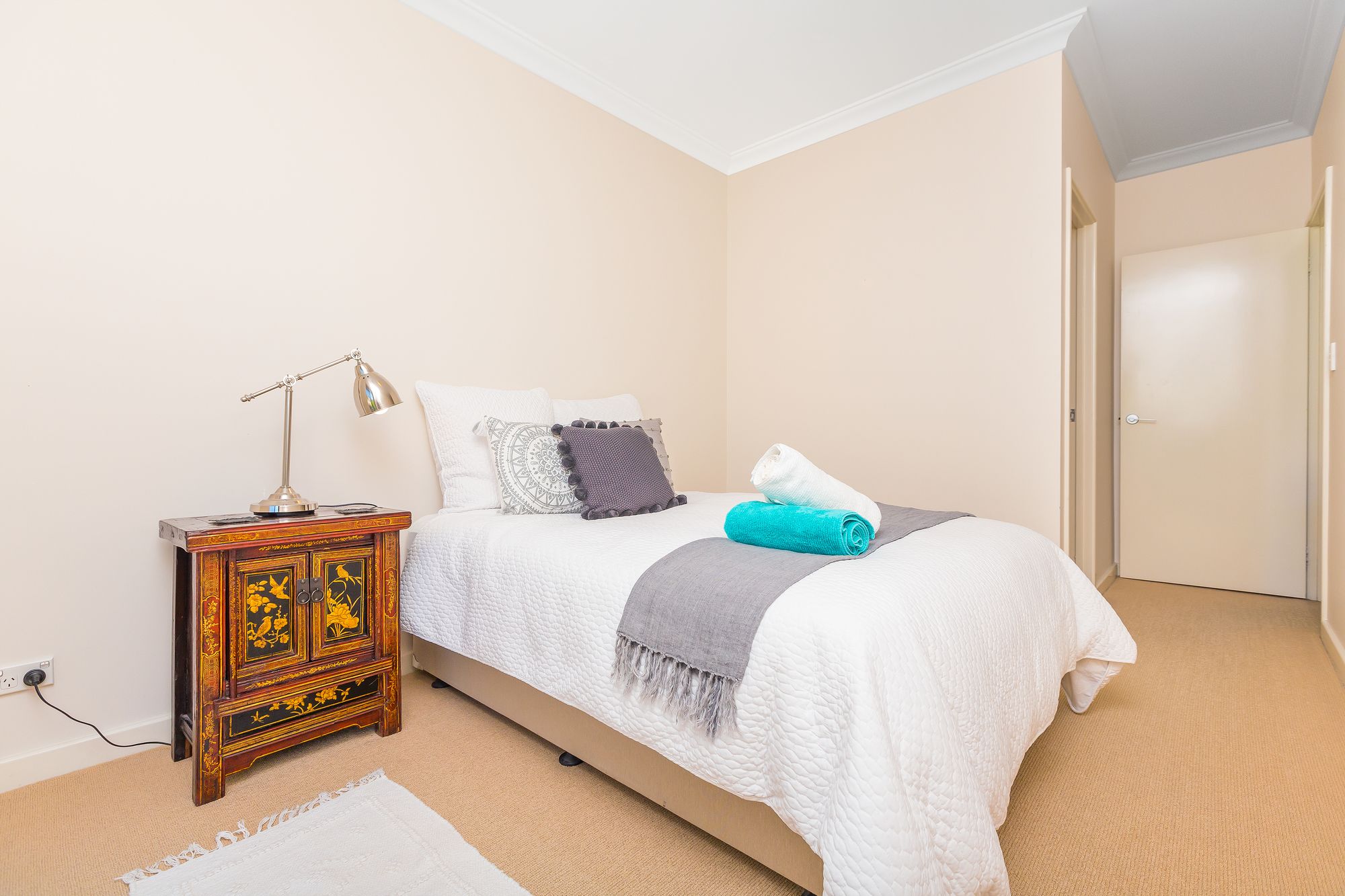 Luxurious Perth Townhouse