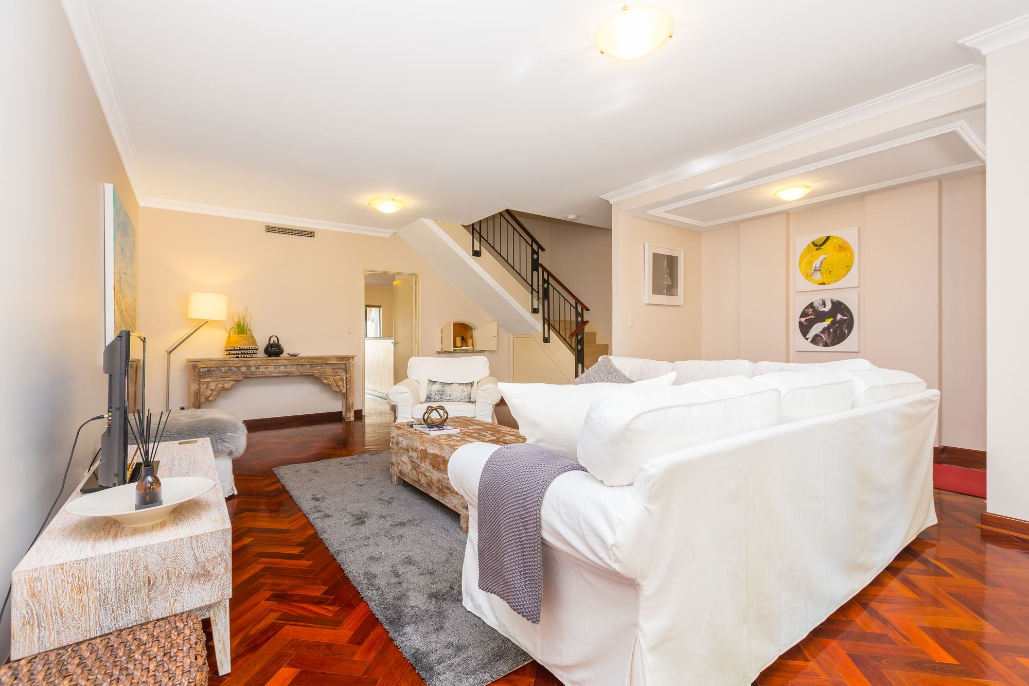 Luxurious Perth Townhouse