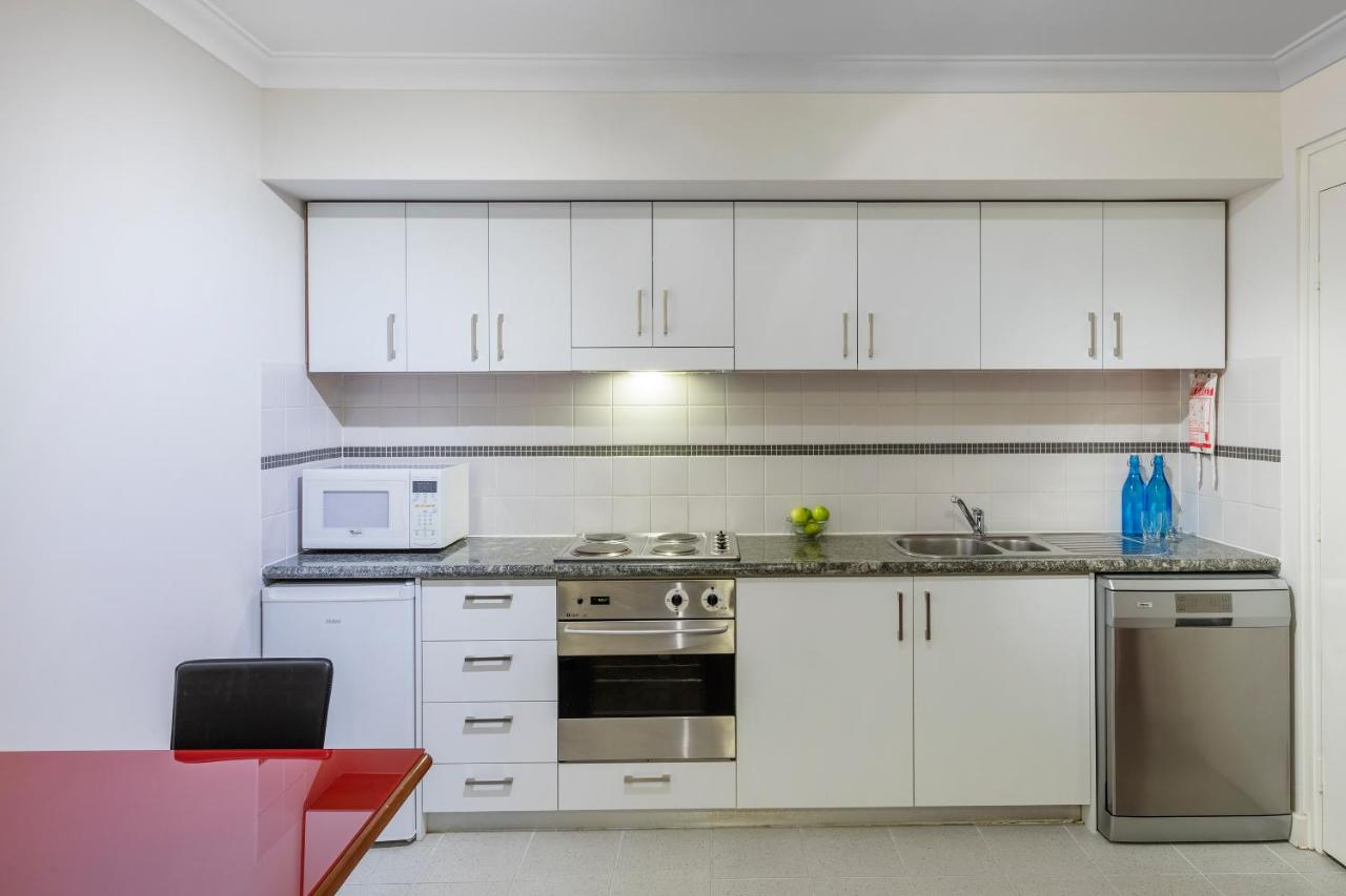 Nesuto Mounts Bay Perth Apartment Hotel