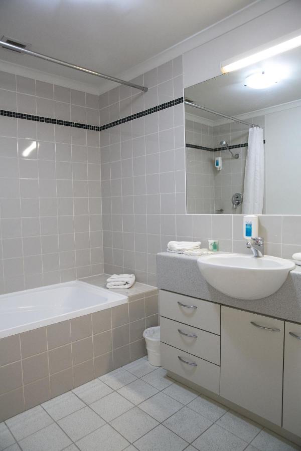 Nesuto Mounts Bay Perth Apartment Hotel