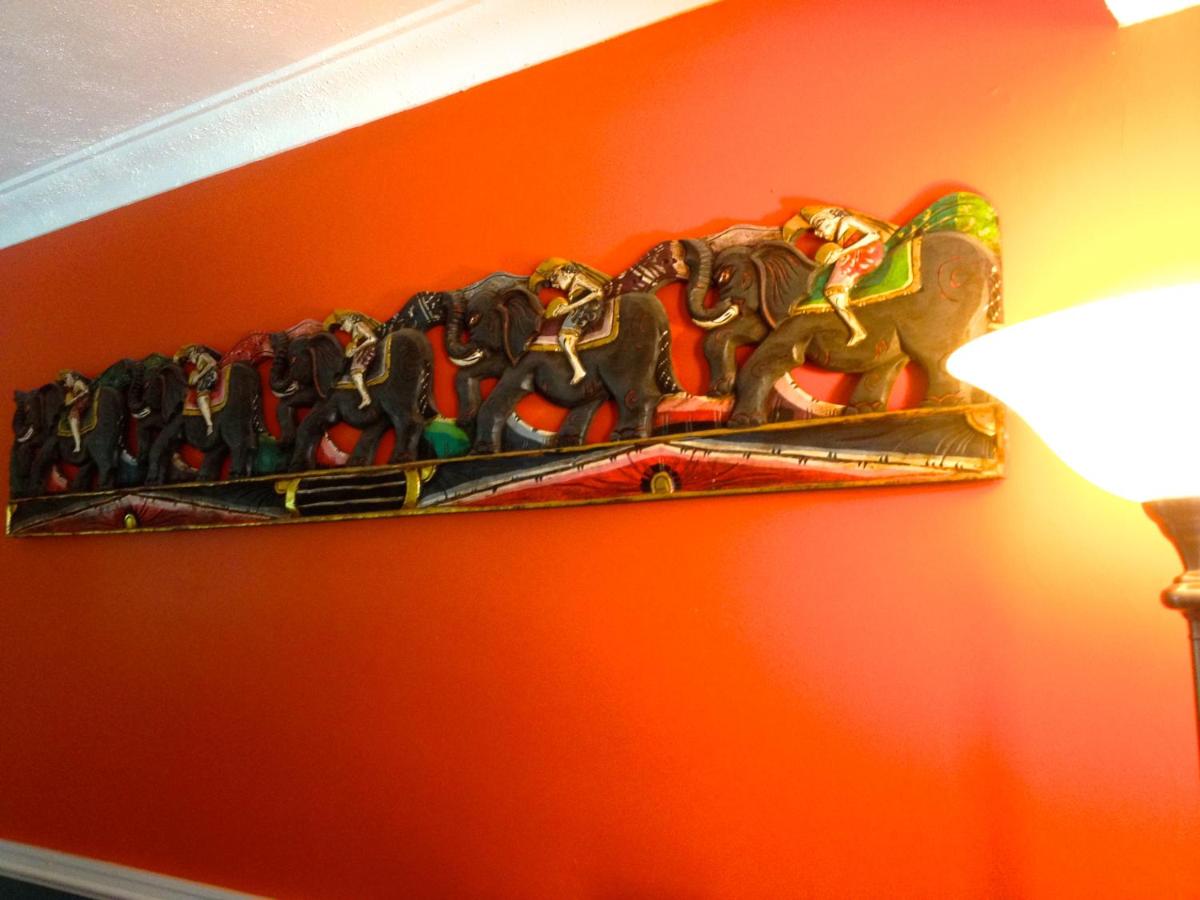 Palms Bed & Breakfast