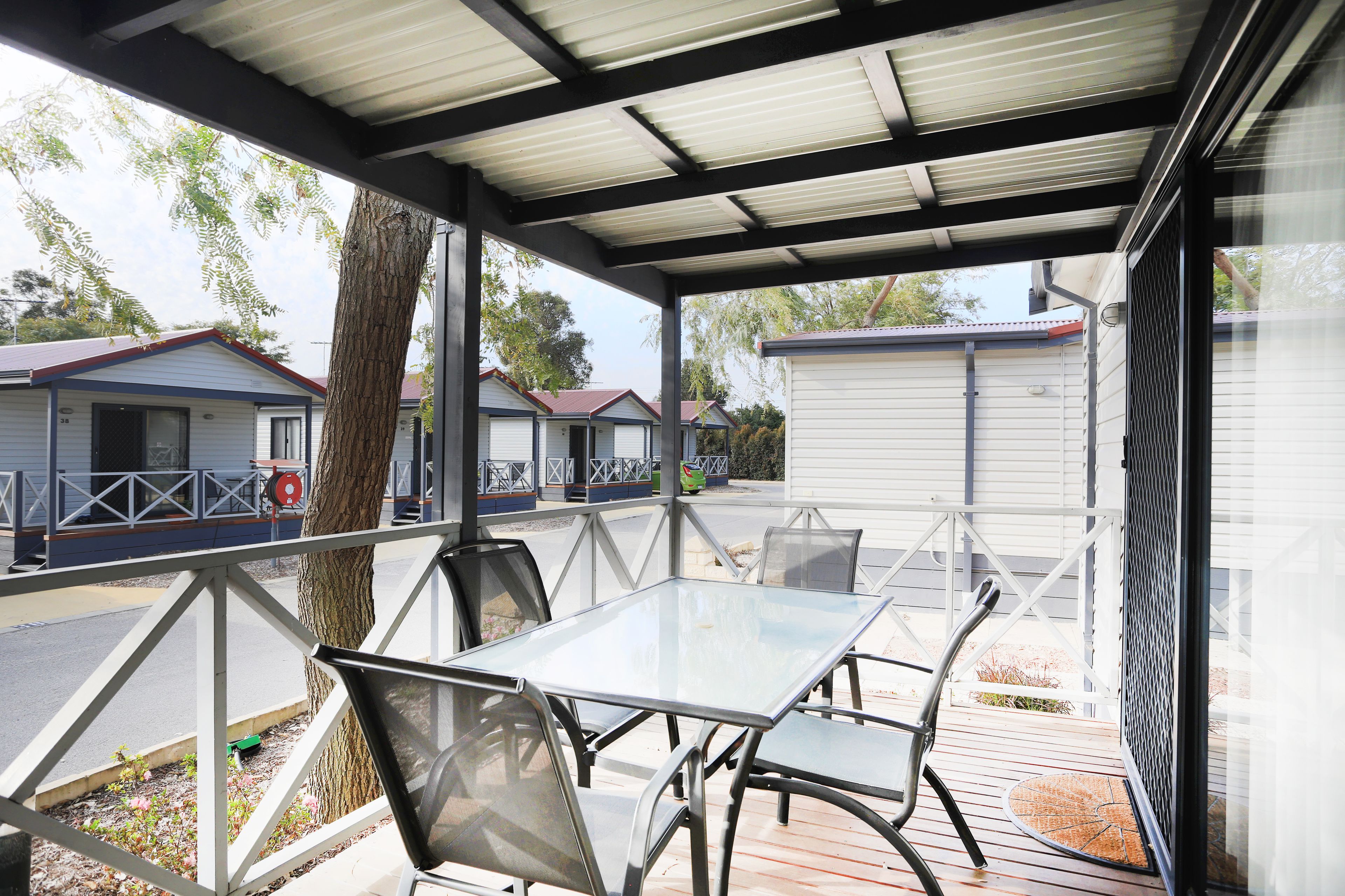 Perth Airport Holiday & Caravan Park