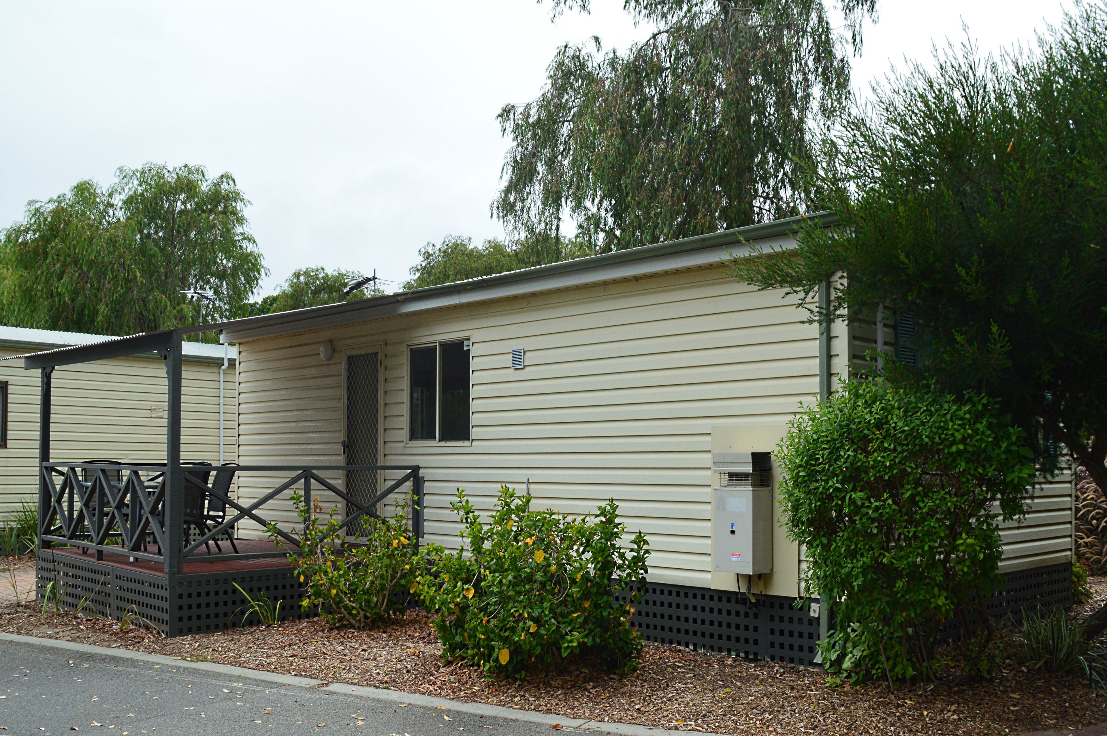 Perth Airport Holiday & Caravan Park