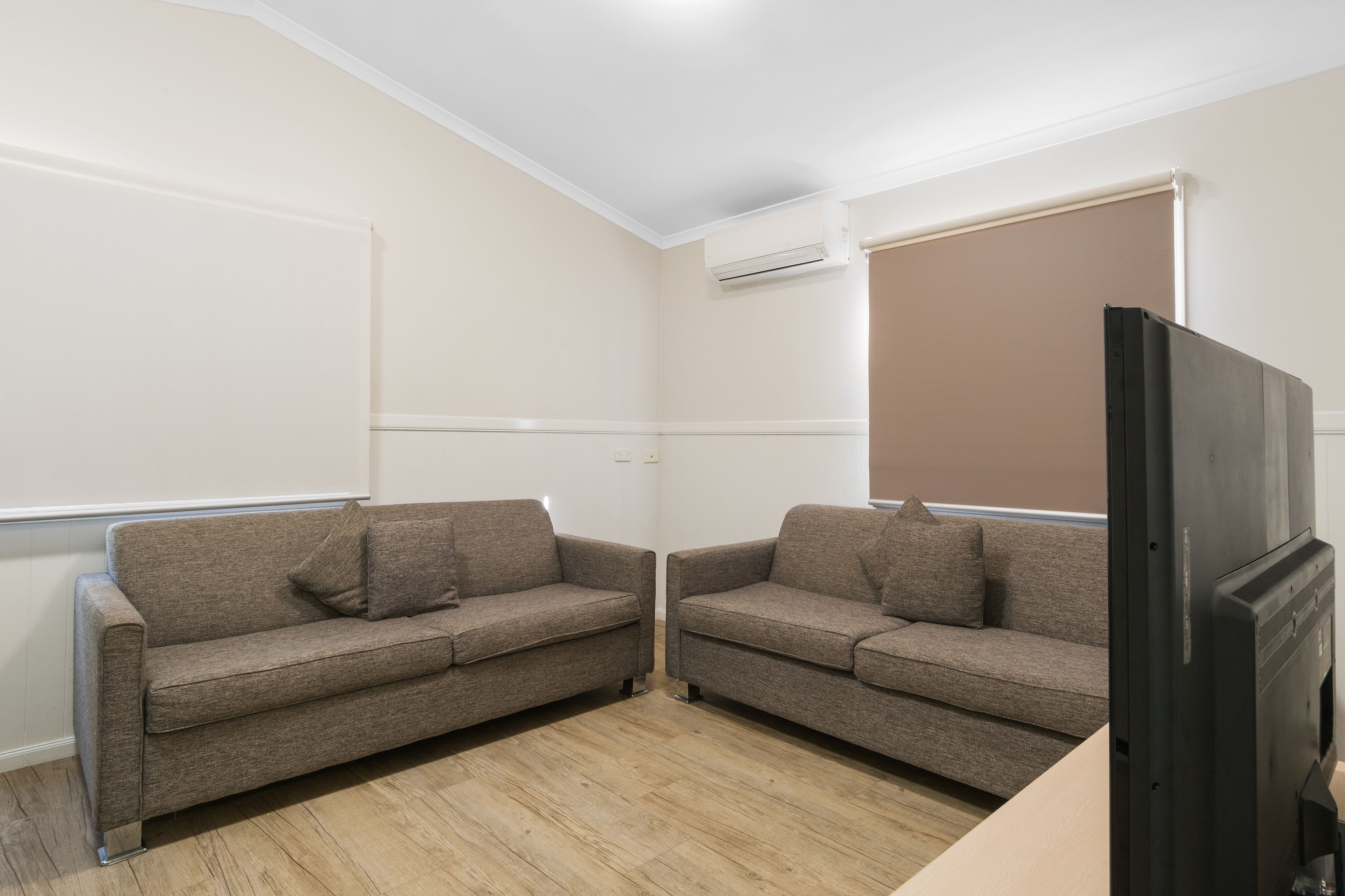 Swan Valley Holiday & Caravan Park