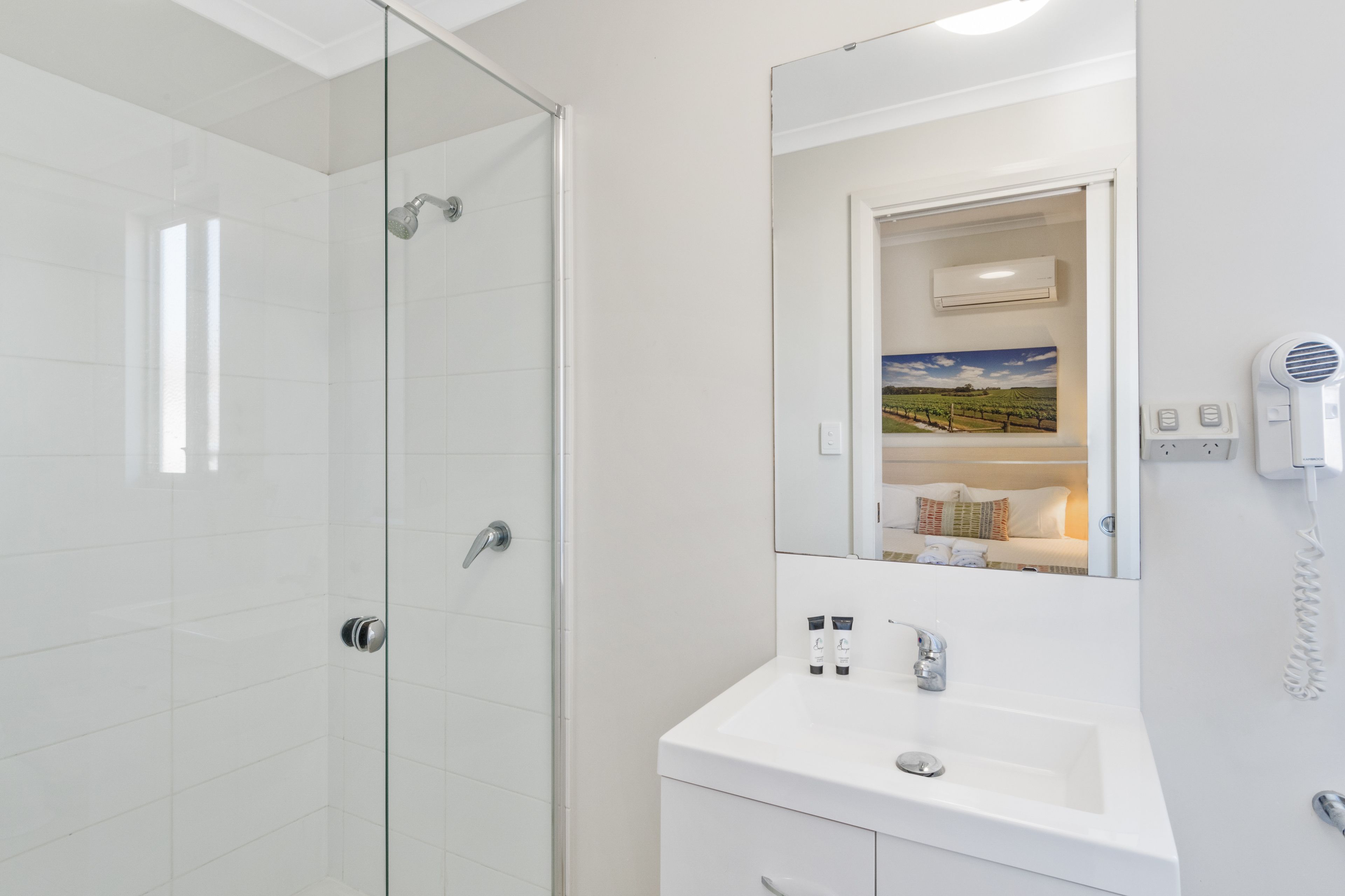 Swan Valley Holiday & Caravan Park