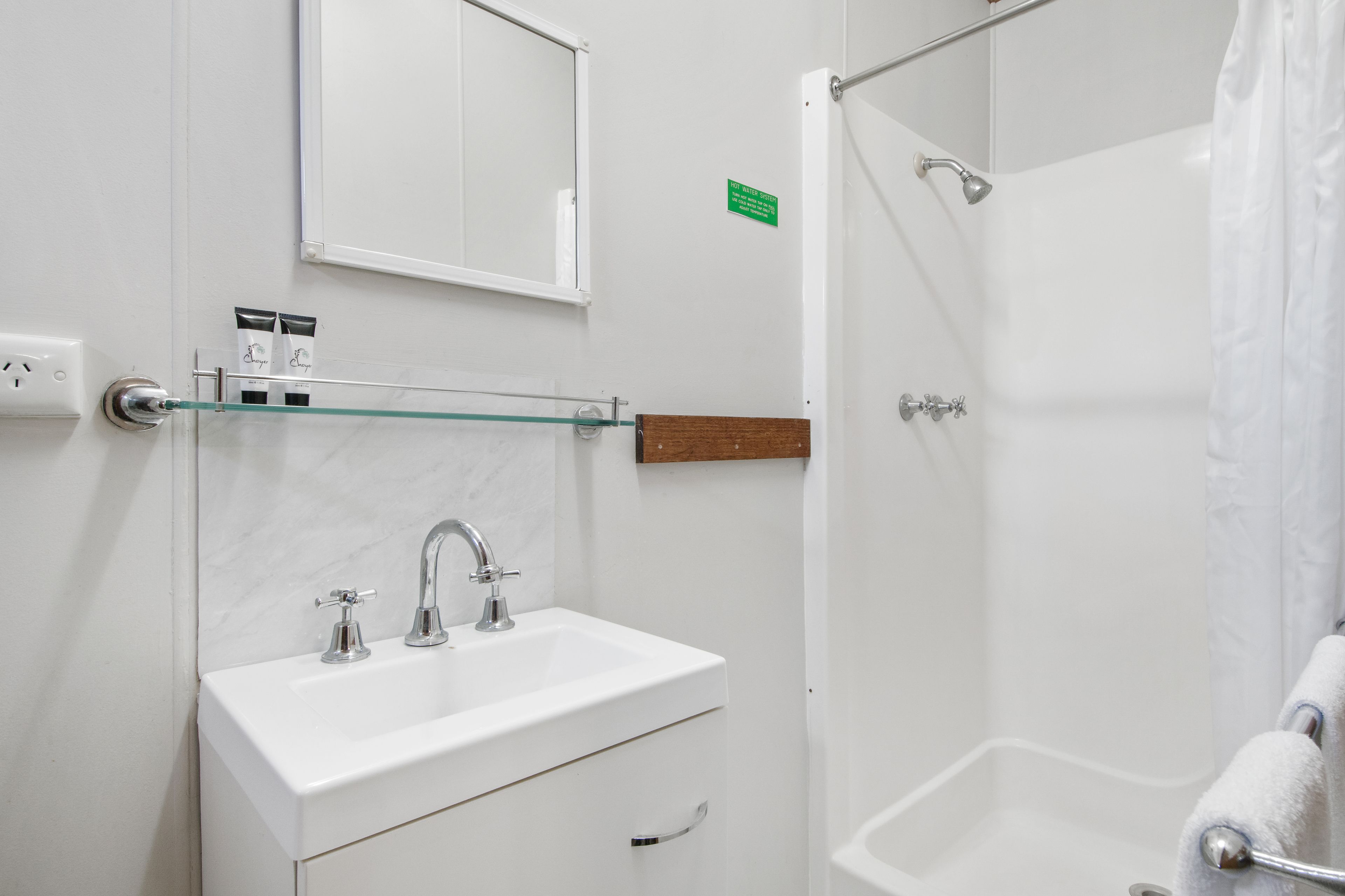 Swan Valley Holiday & Caravan Park