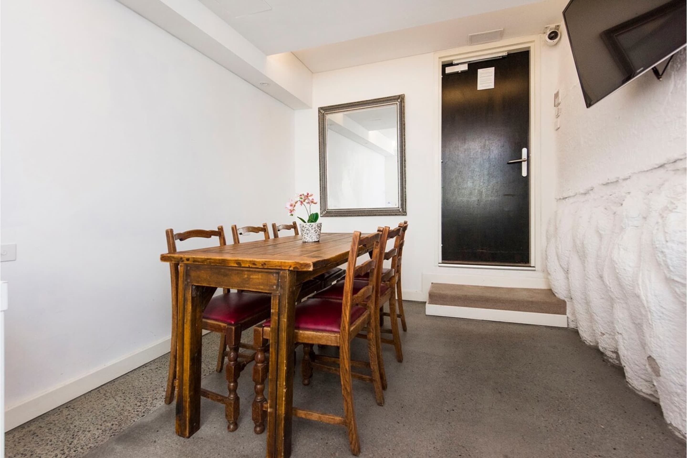 The Nest On Newcastle