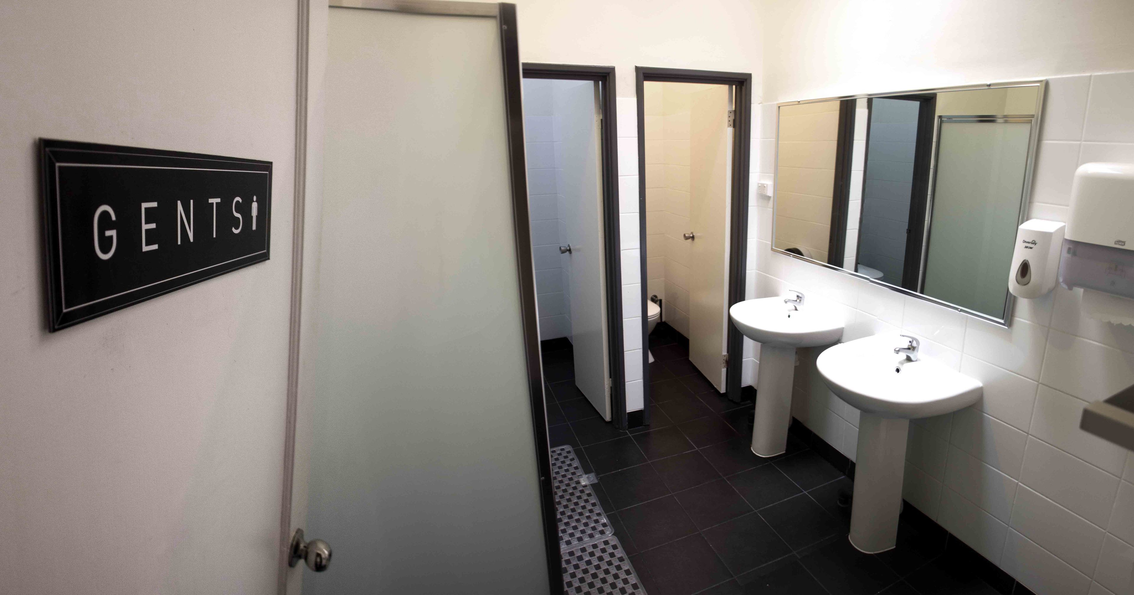 The Shiralee Backpackers Hostel