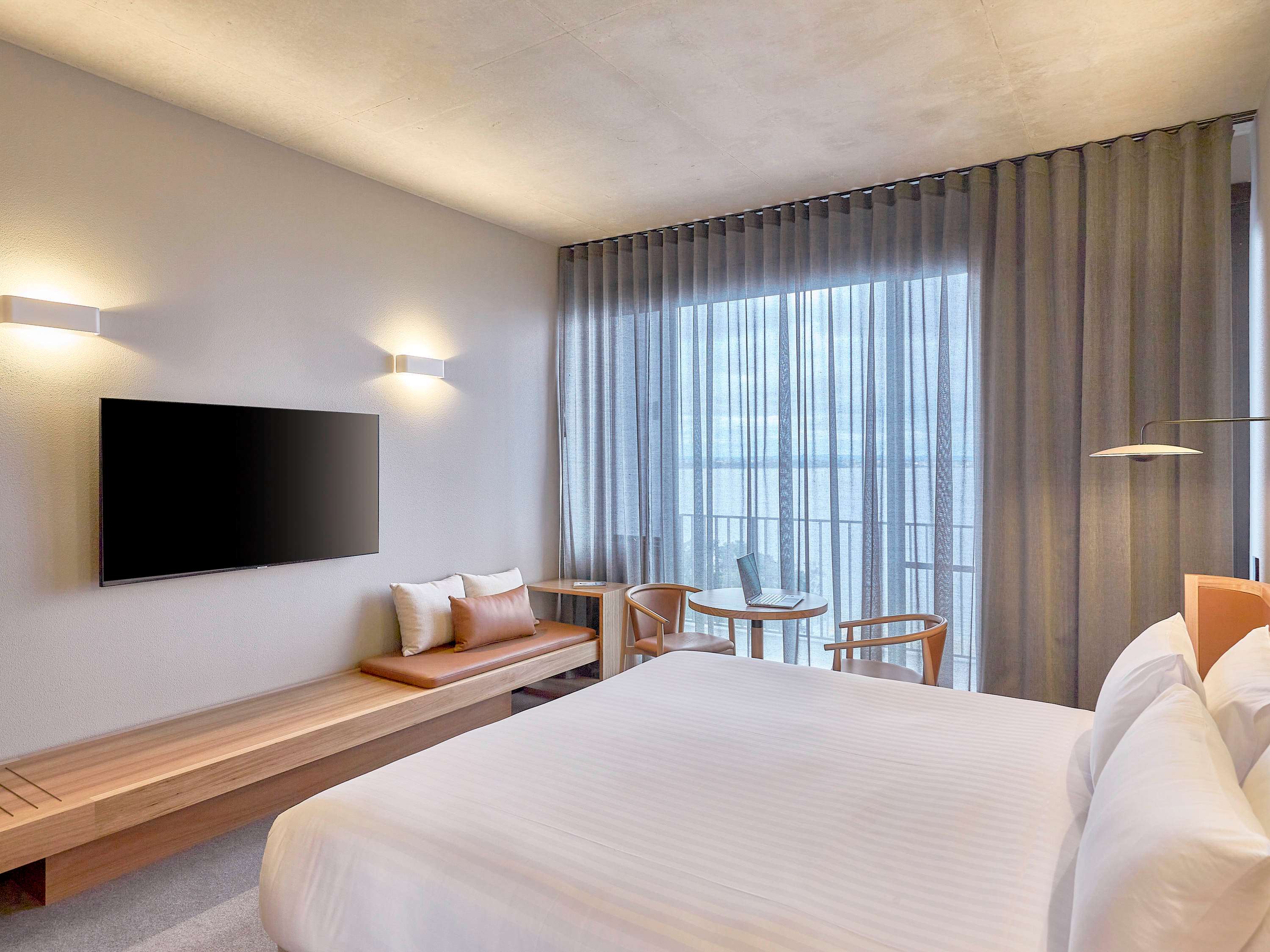 Wonil Hotel Perth - Handwritten Collection