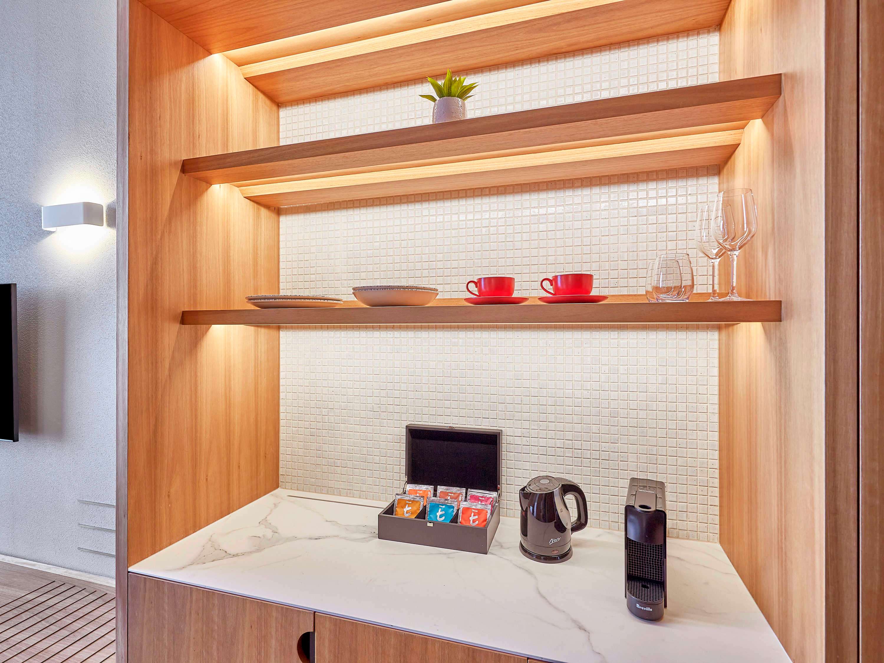 Wonil Hotel Perth - Handwritten Collection