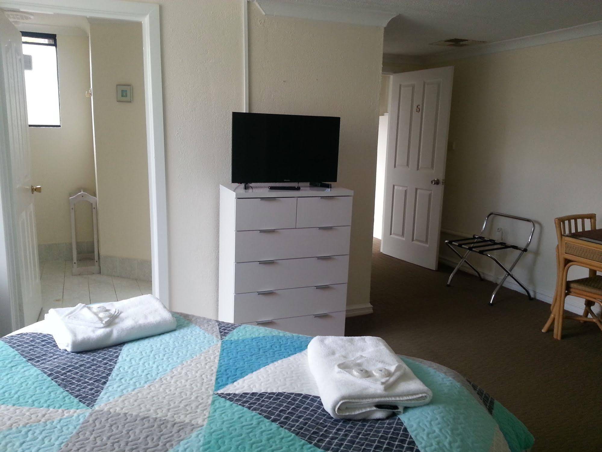 Palm Beach Bed & Breakfast Rockingham