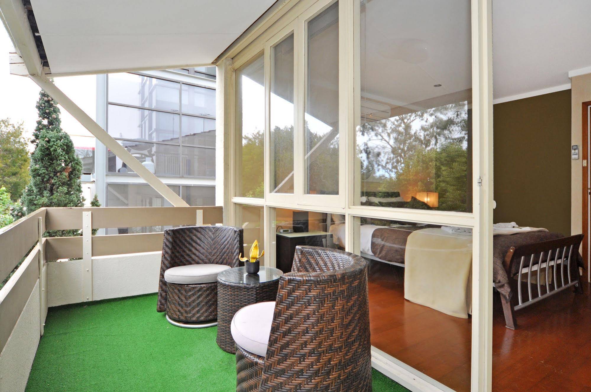 Park Vista Executive Apartments