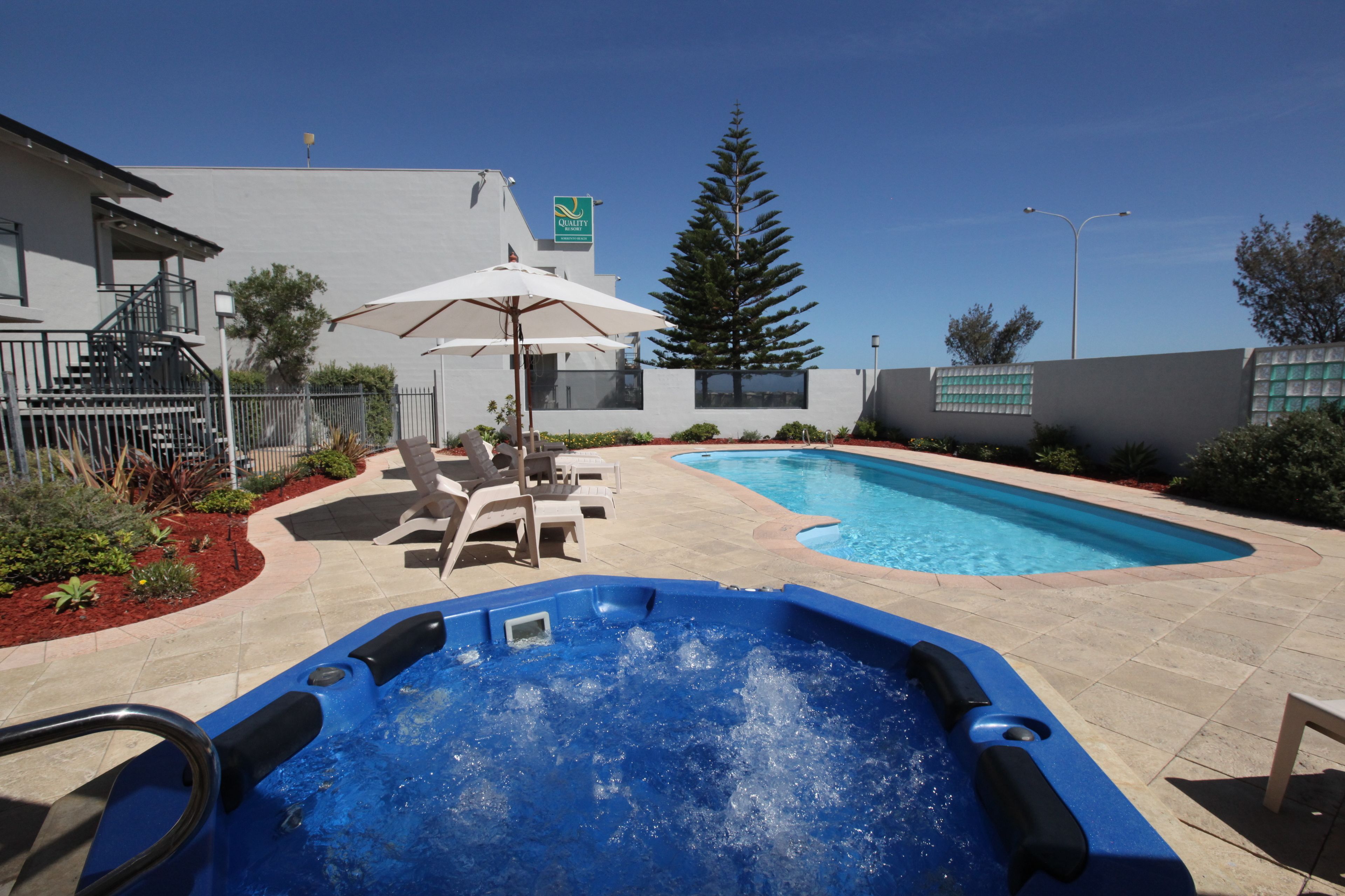 Quality Sorrento Beach Resort