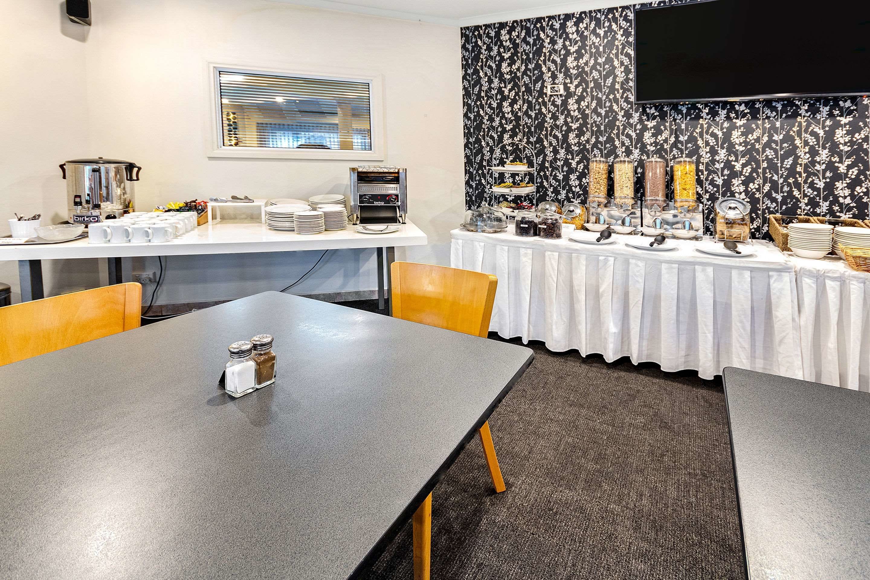 Quality Sorrento Beach Resort