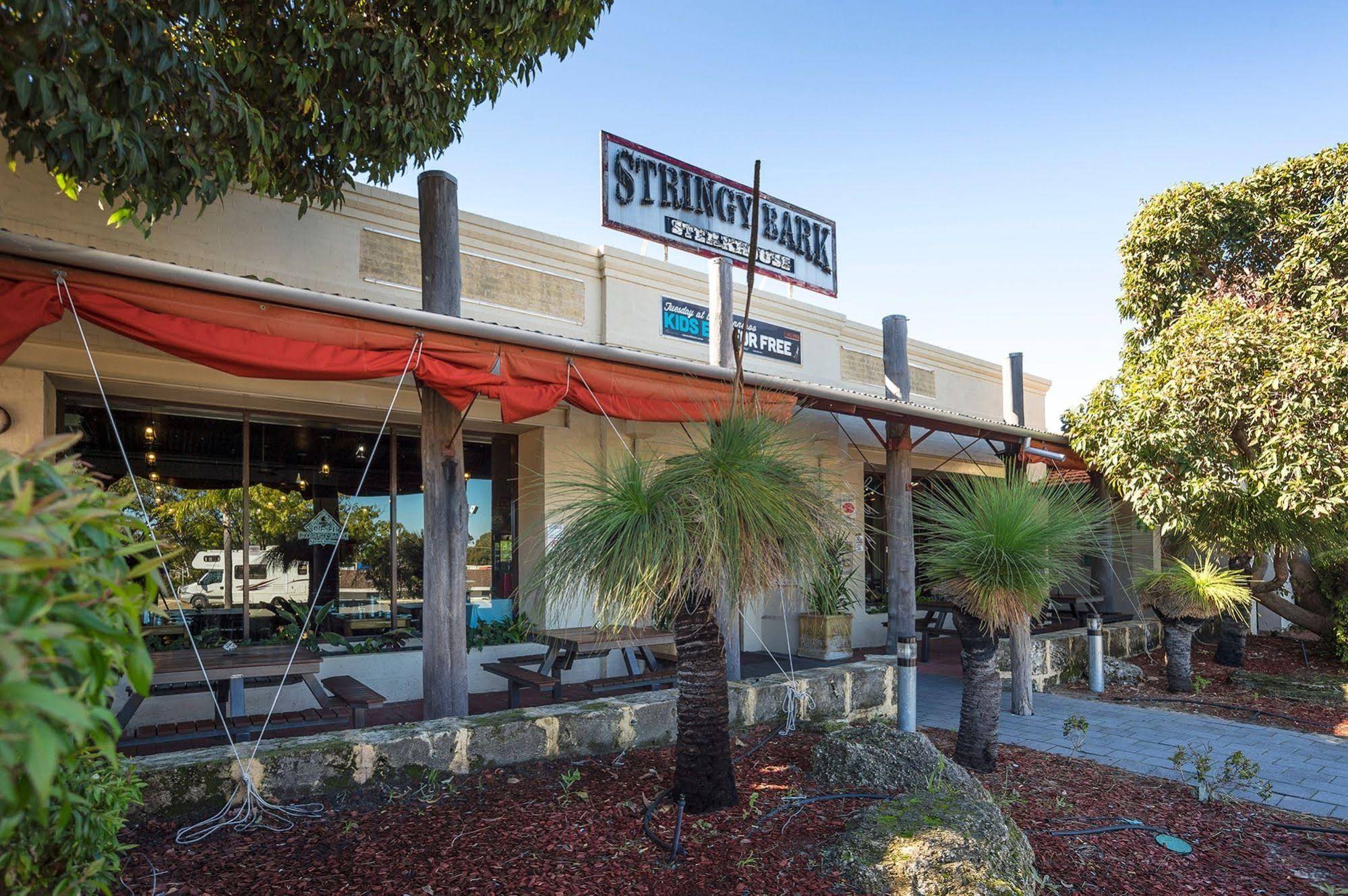 Nightcap at Wanneroo Tavern