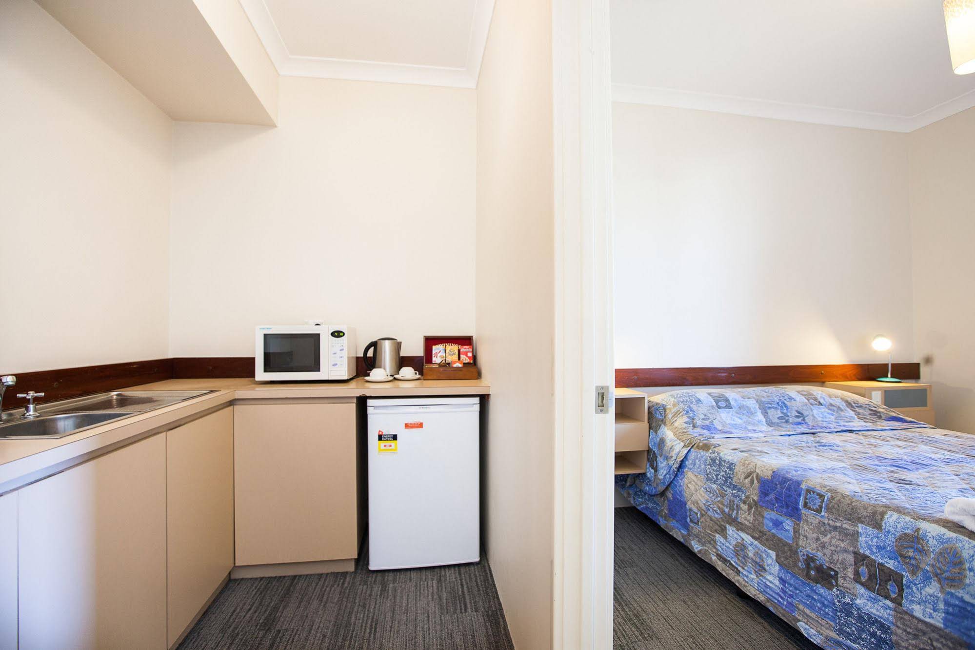 Nightcap at Wanneroo Tavern