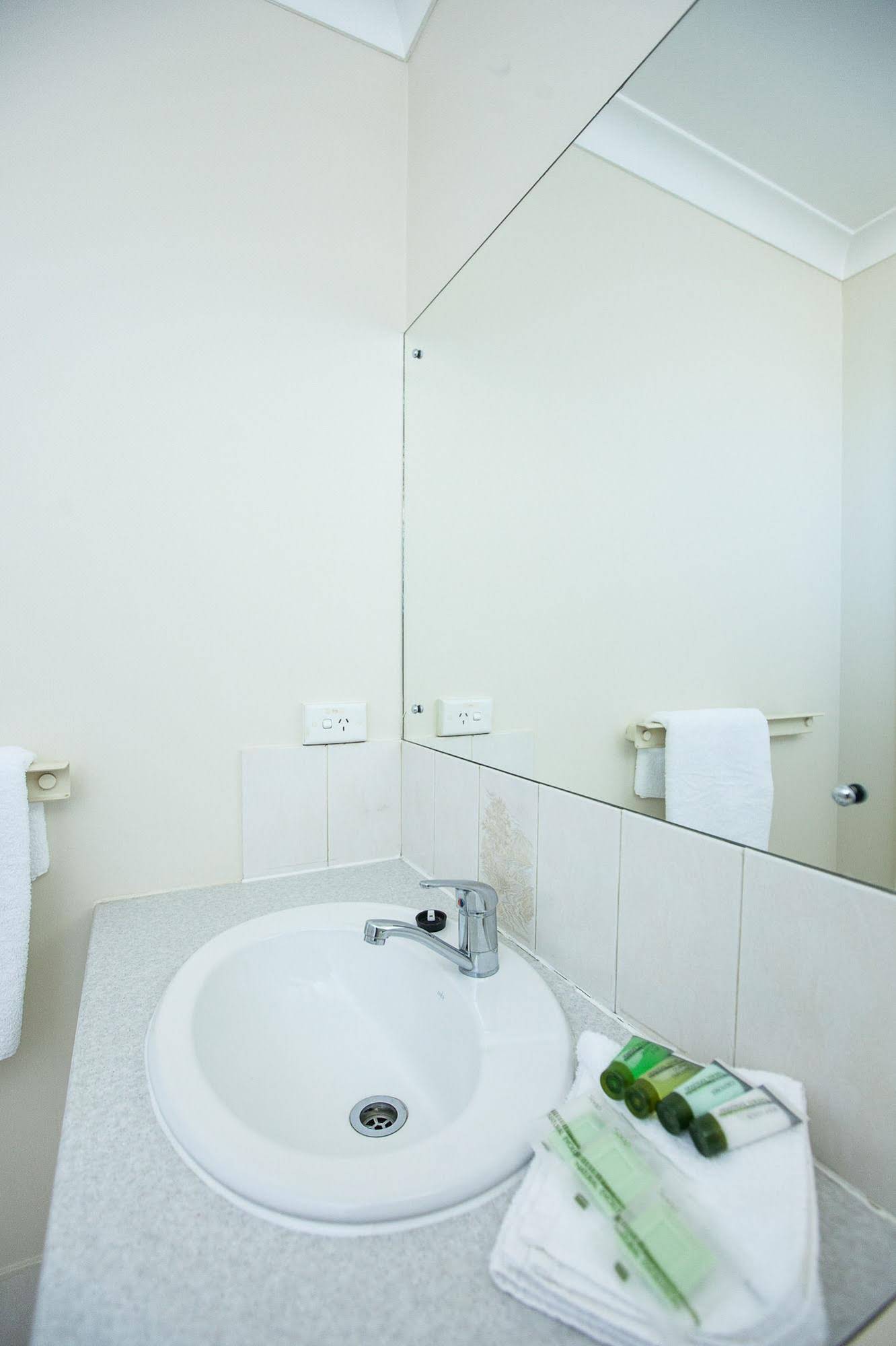 Nightcap at Wanneroo Tavern