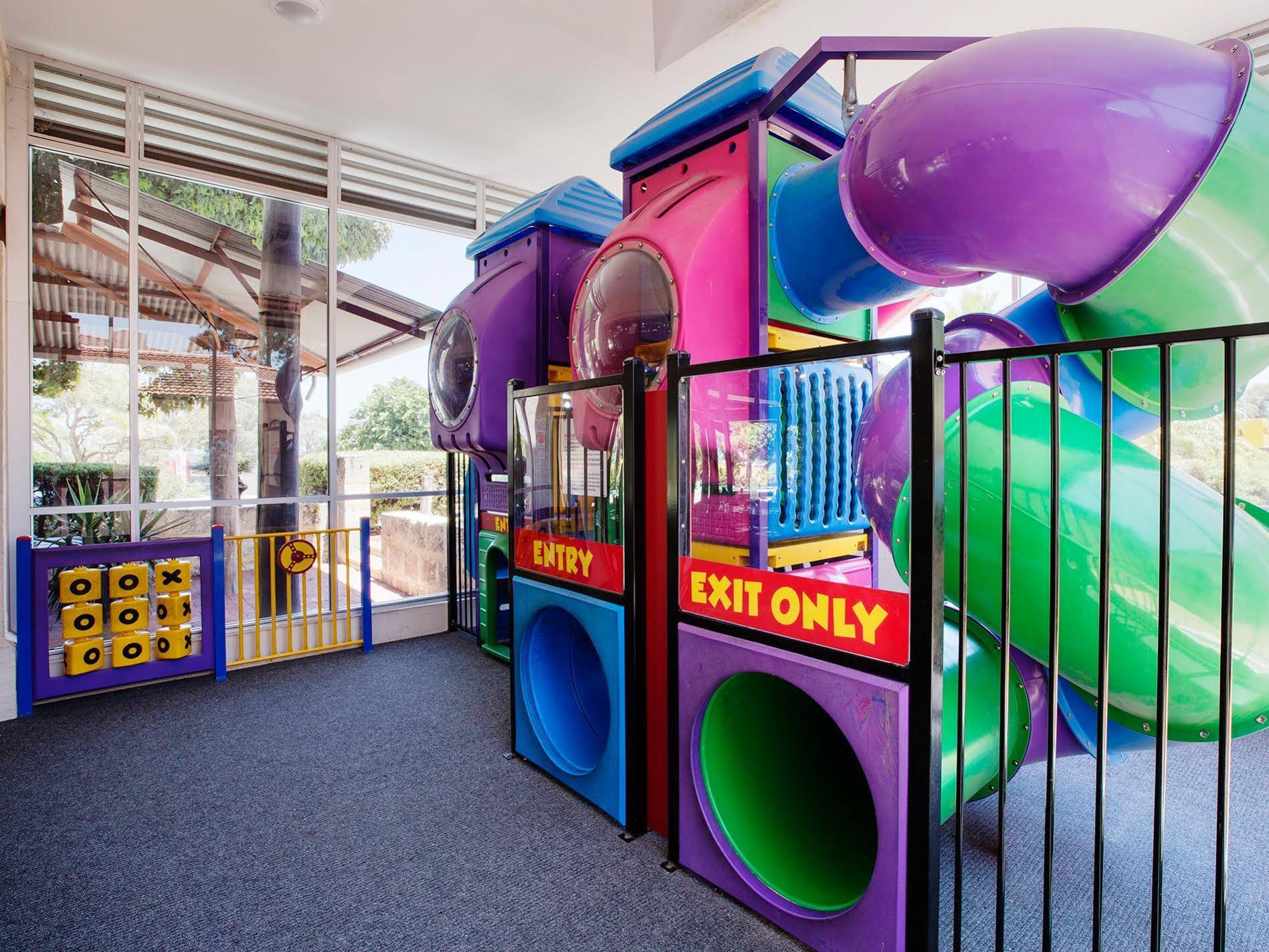 Nightcap at Wanneroo Tavern