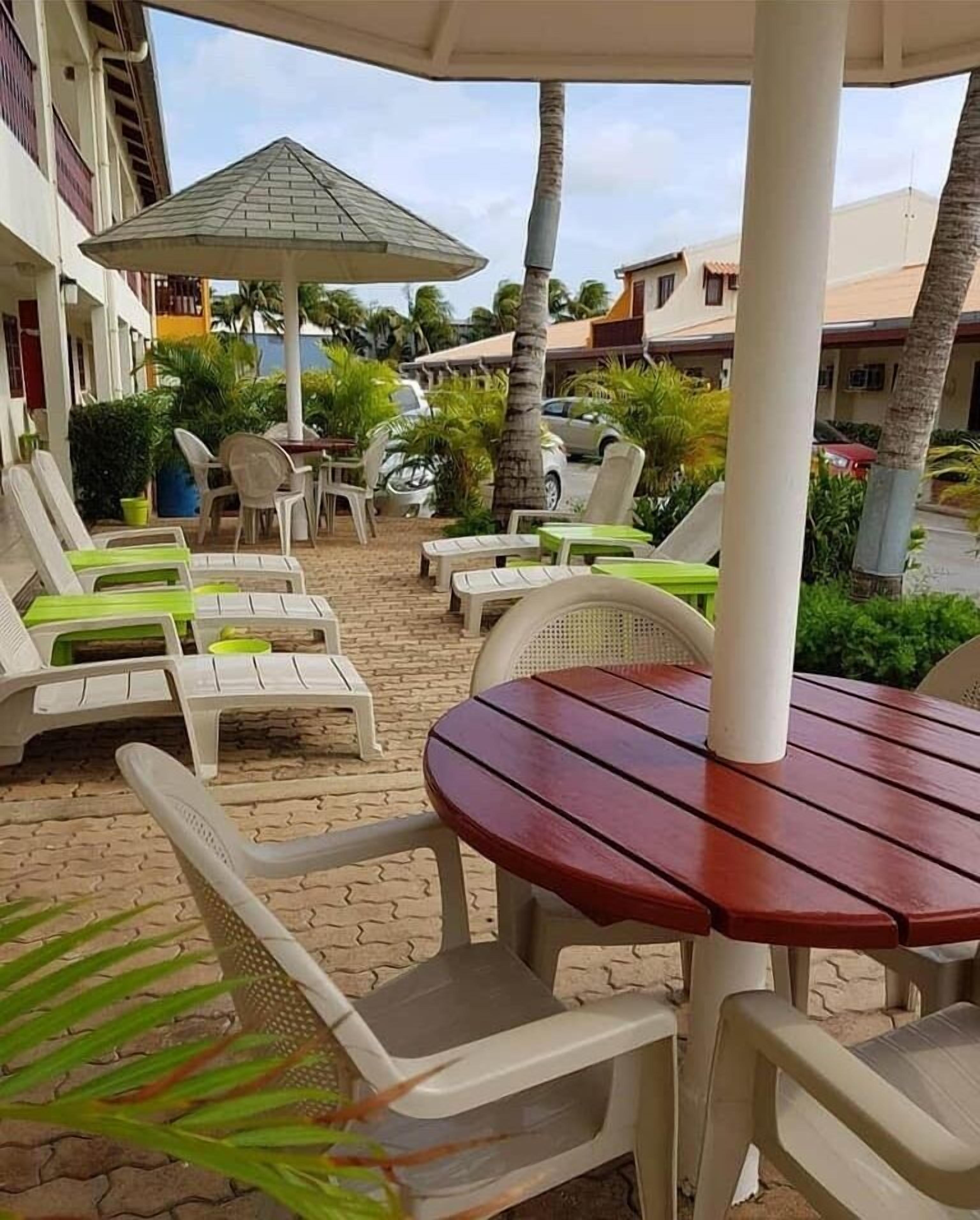 Aruba Quality Apartments & Suites