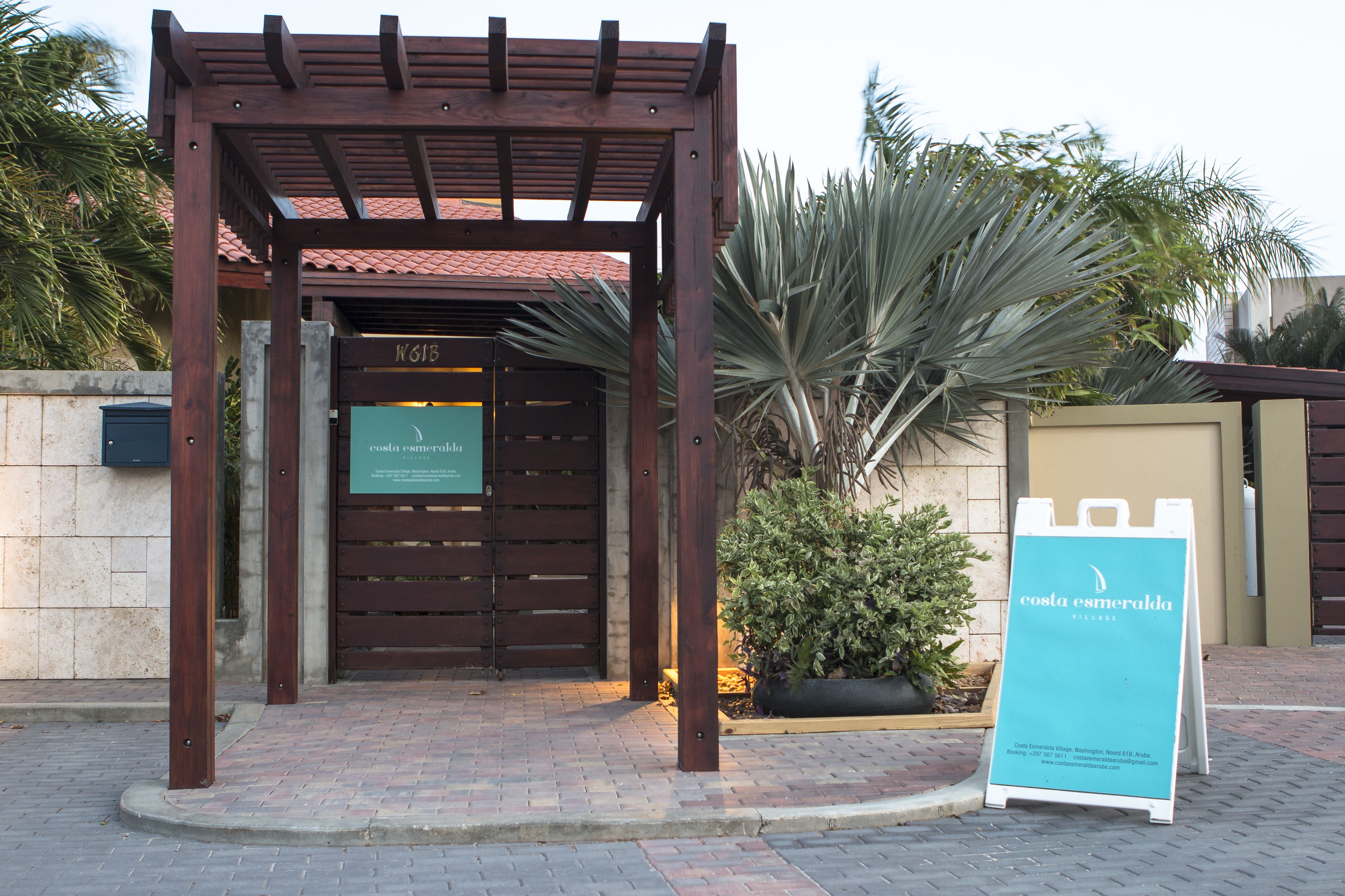 Costa Esmeralda Village