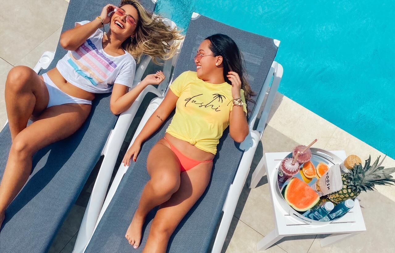 The Palm Leaf Apartments